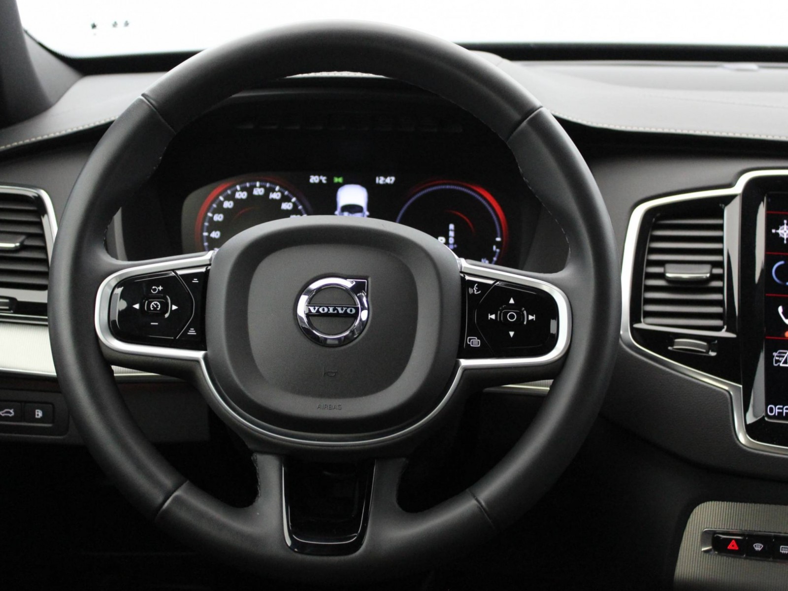 VOLVO - XC90 - #183331 - 25