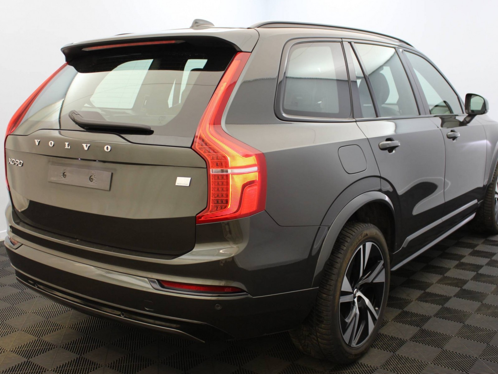 VOLVO - XC90 - #183285 - 18