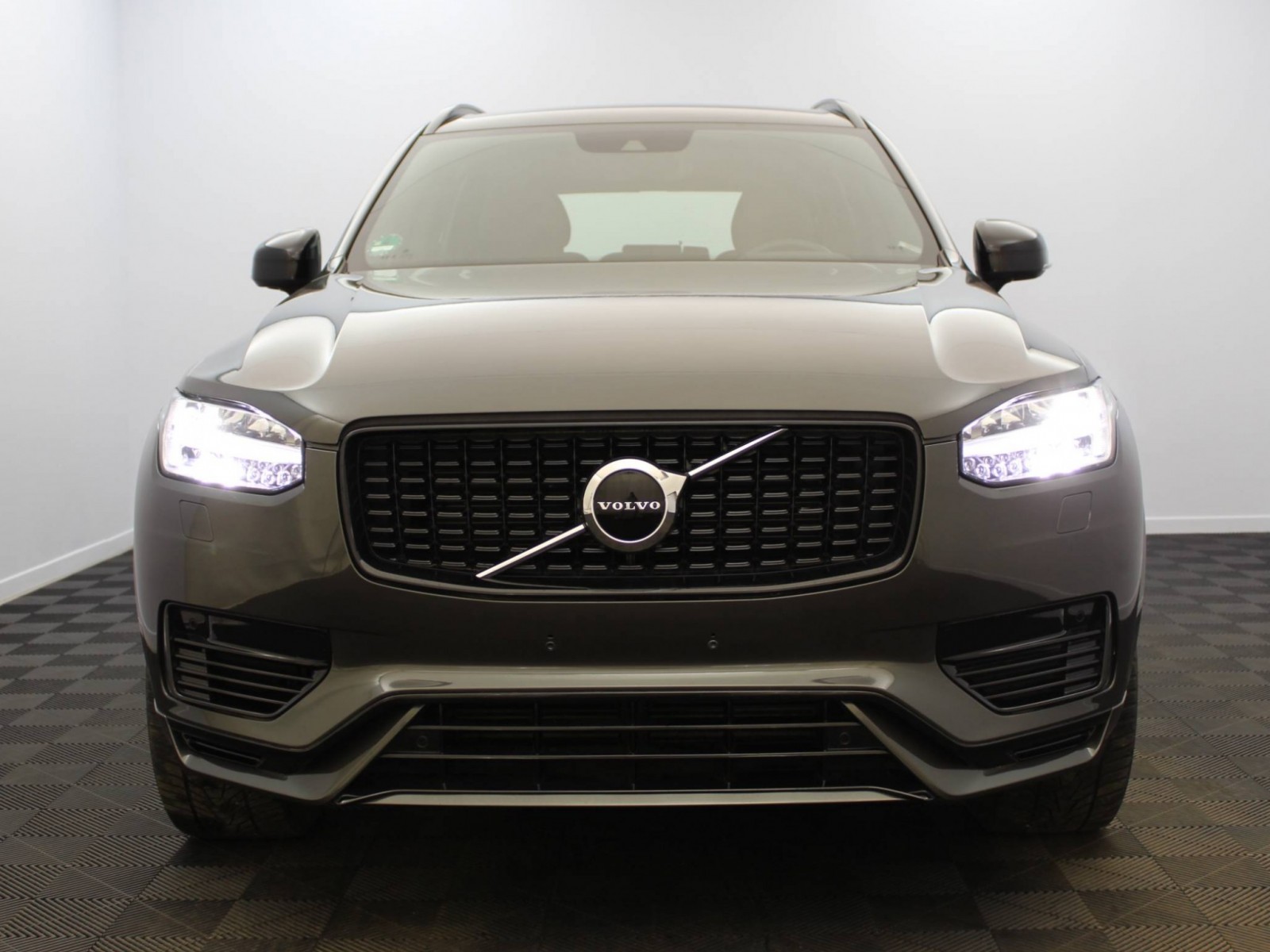 VOLVO - XC90 - #183285 - 19