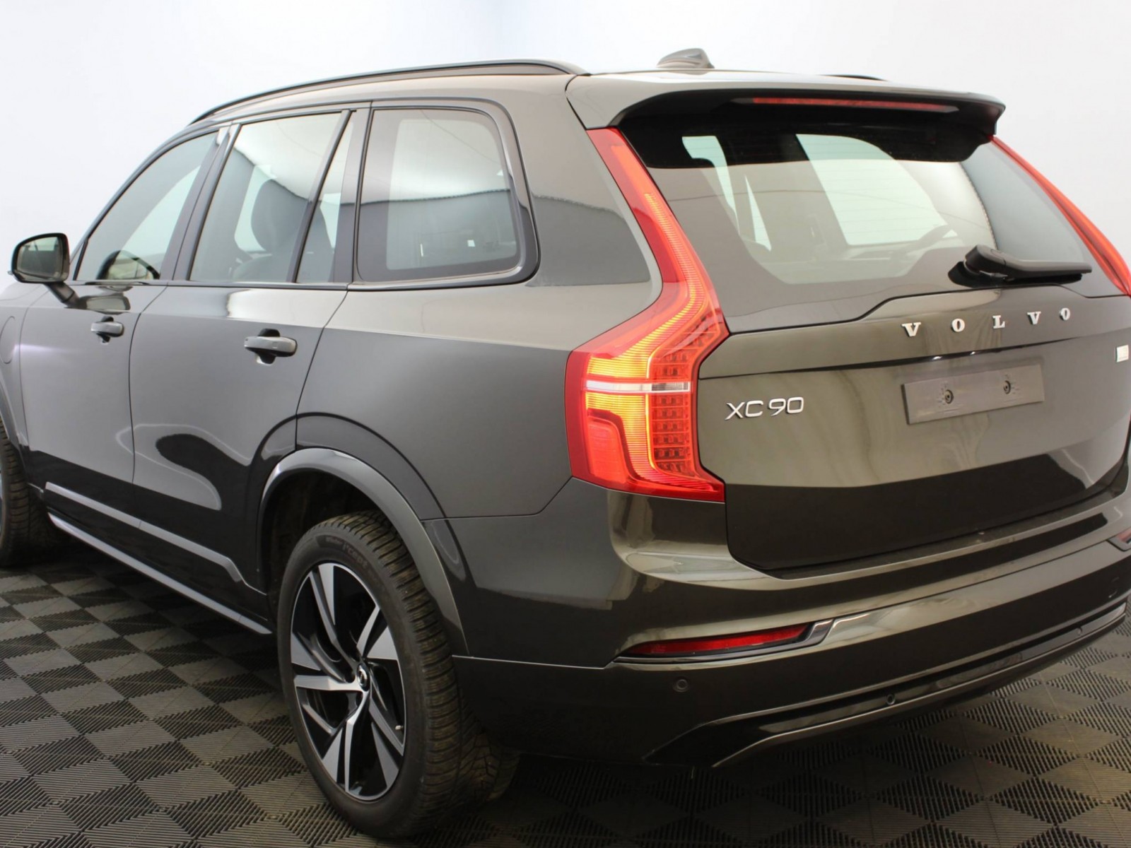 VOLVO - XC90 - #183282 - 17