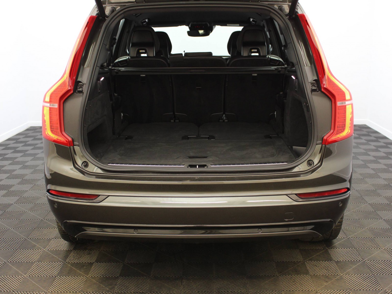 VOLVO - XC90 - #183282 - 13