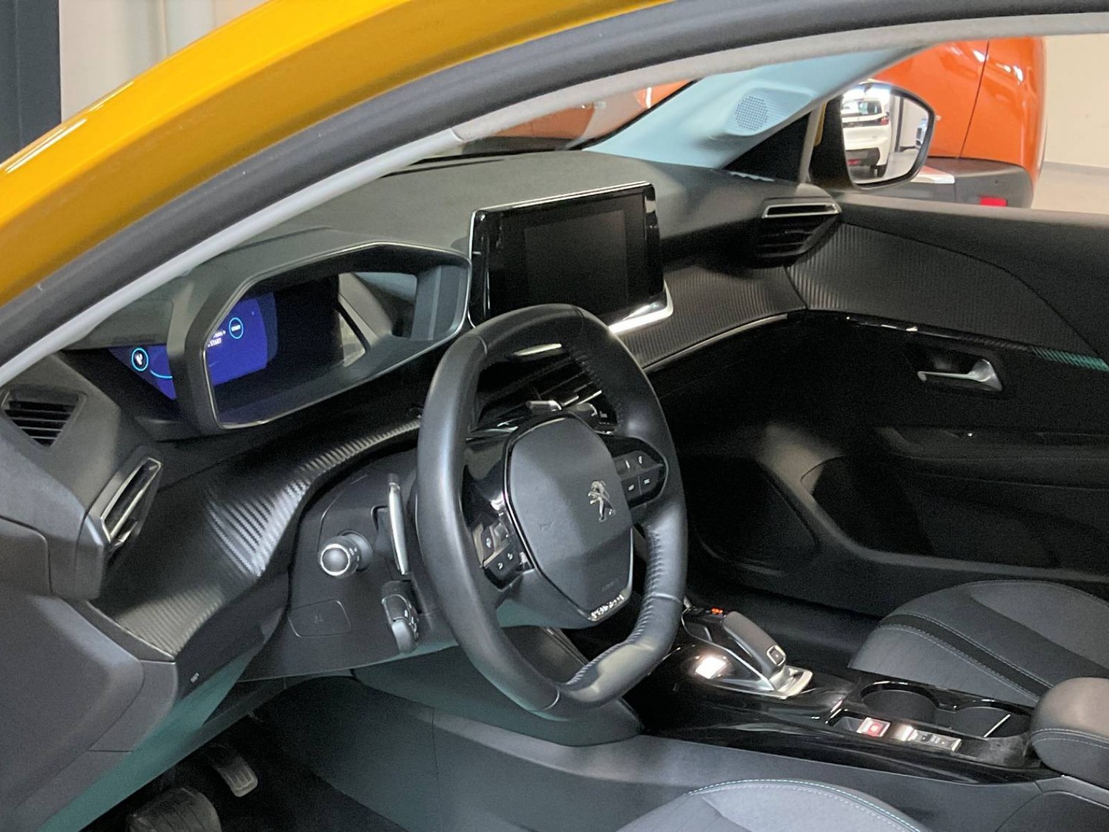 PEUGEOT - 208 - #183934 - 7