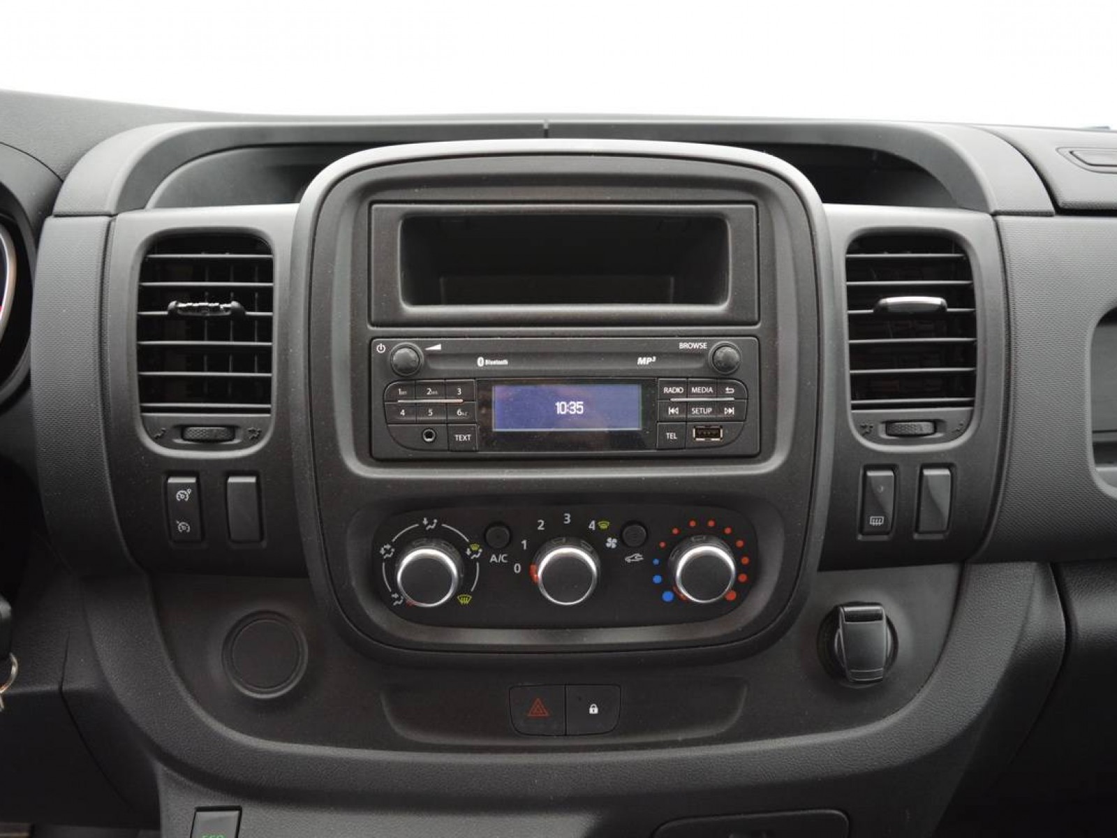 RENAULT - TRAFIC FOURGON - #184010 - 9