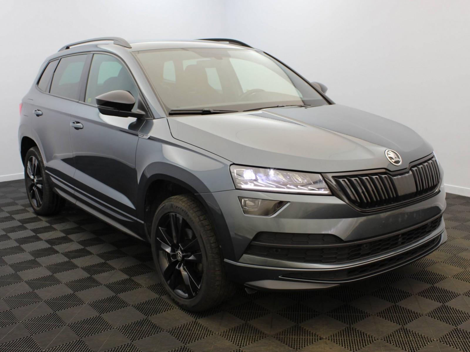 SKODA - KAROQ - #183103 - 16