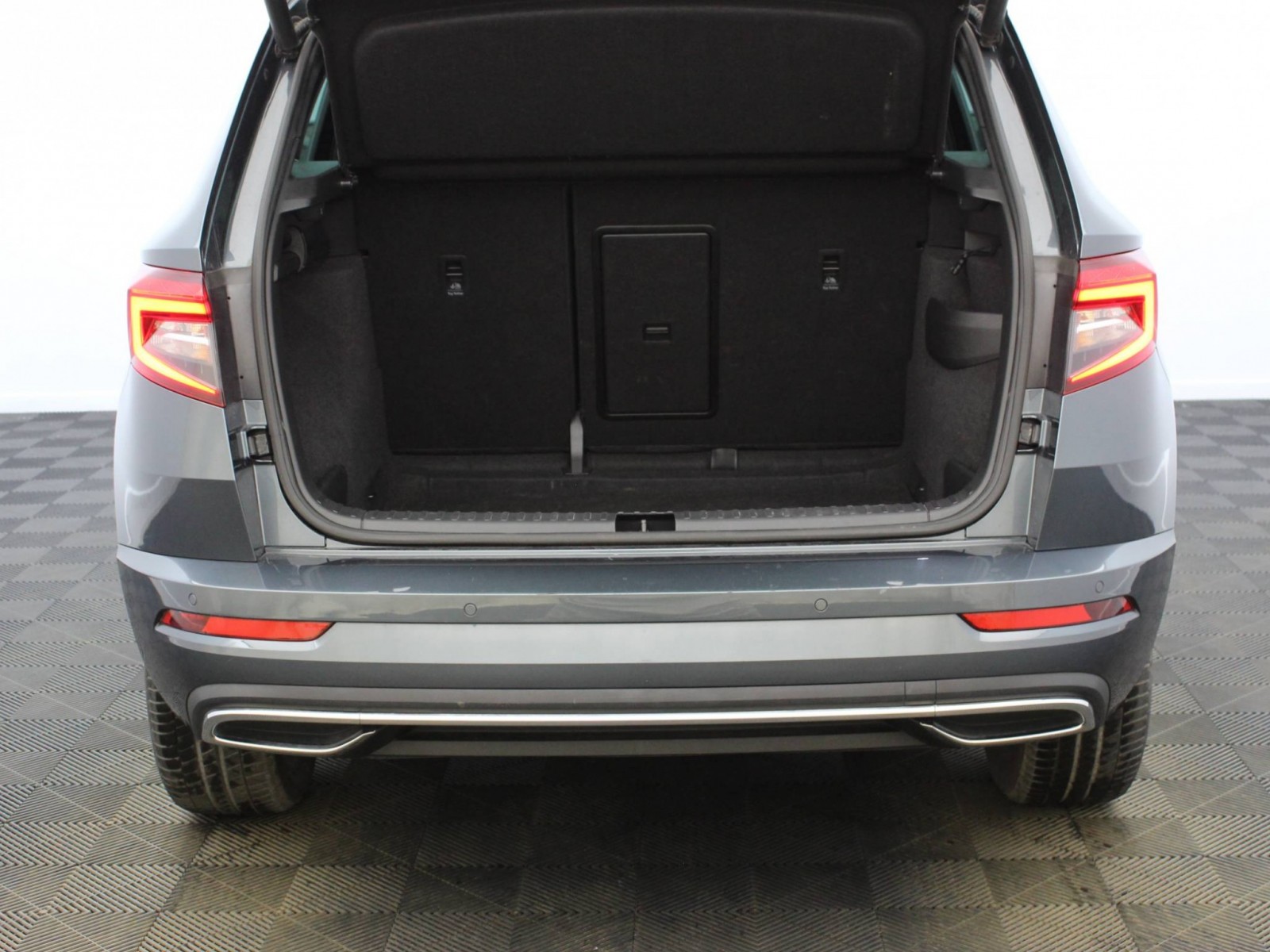 SKODA - KAROQ - #183103 - 28