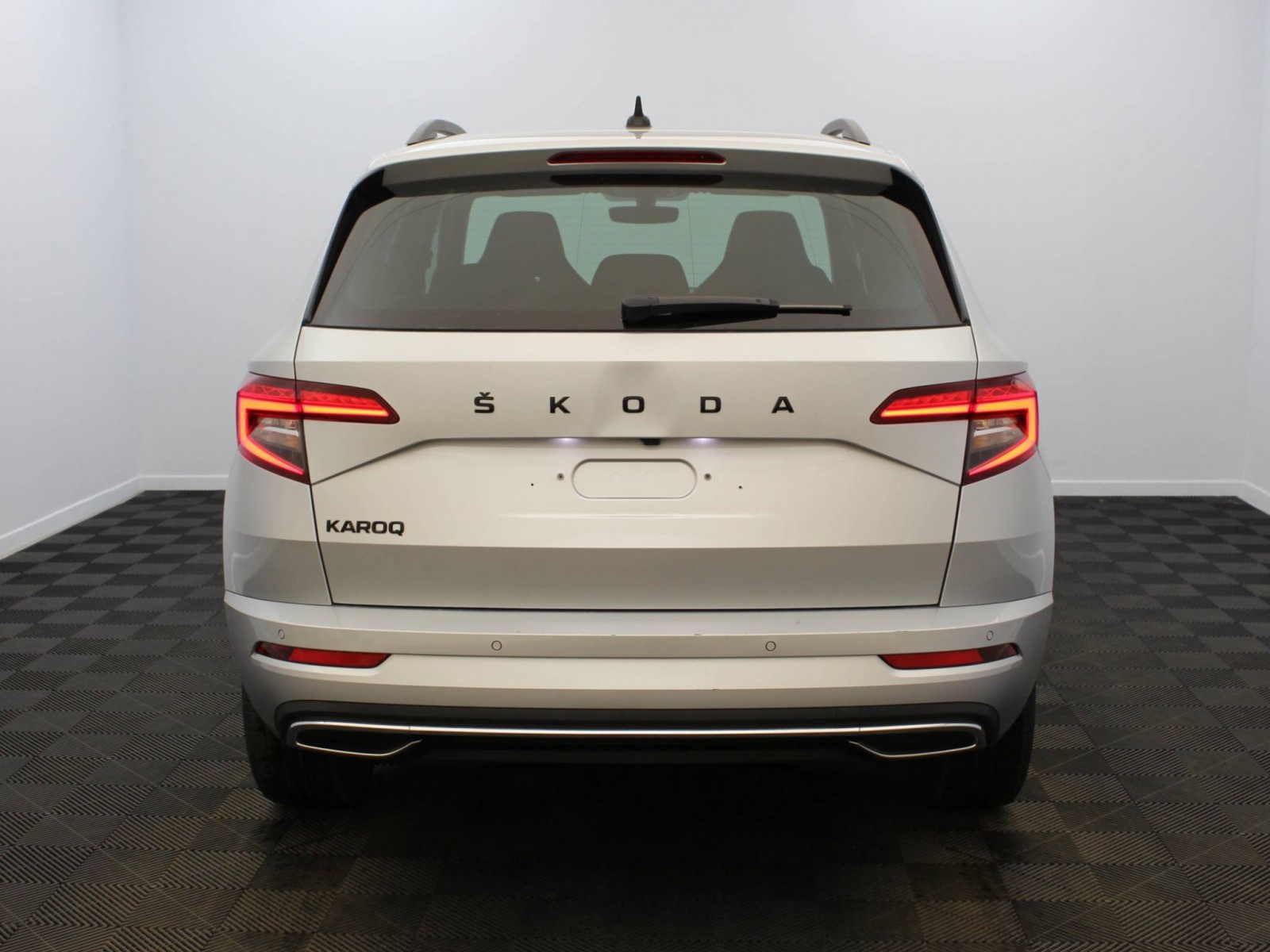 SKODA - KAROQ - #183102 - 20