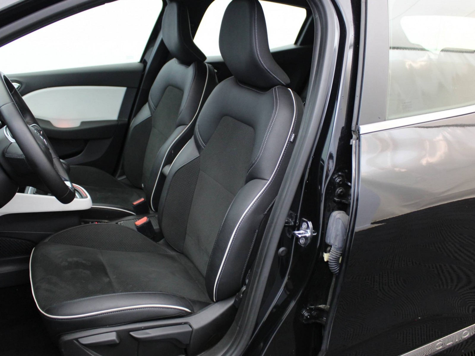 RENAULT - CLIO V - #183288 - 31
