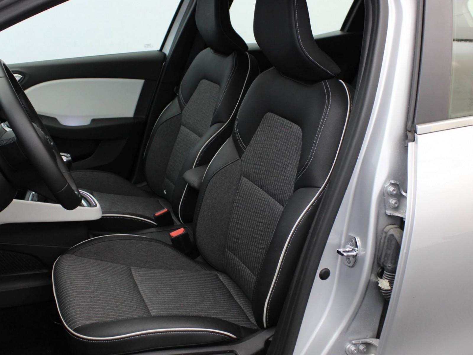 RENAULT - CLIO V - #183293 - 22
