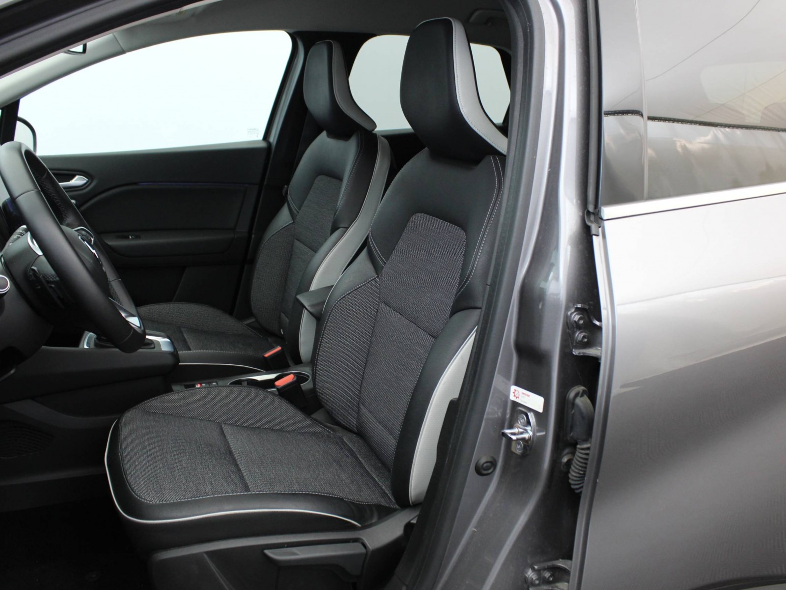 RENAULT - CAPTUR - #183305 - 7