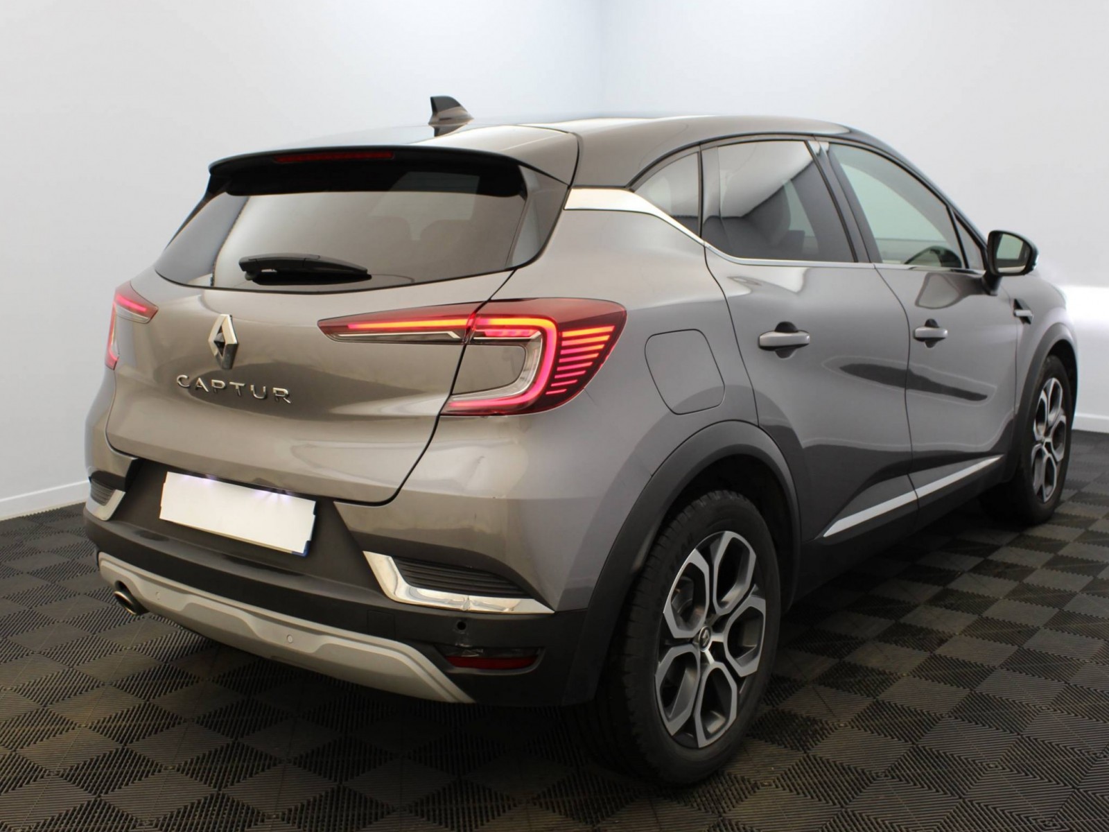 RENAULT - CAPTUR - #183233 - 18