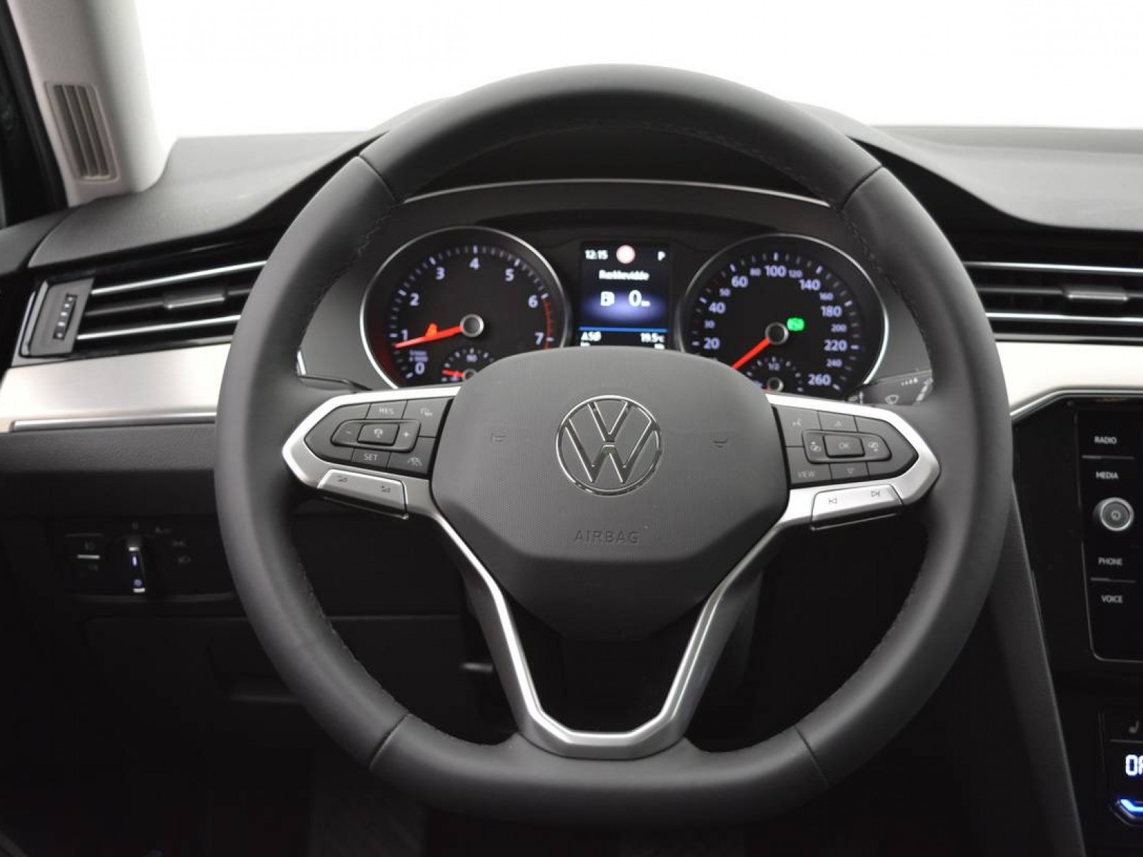 VOLKSWAGEN - PASSAT SW - #178904 - 10