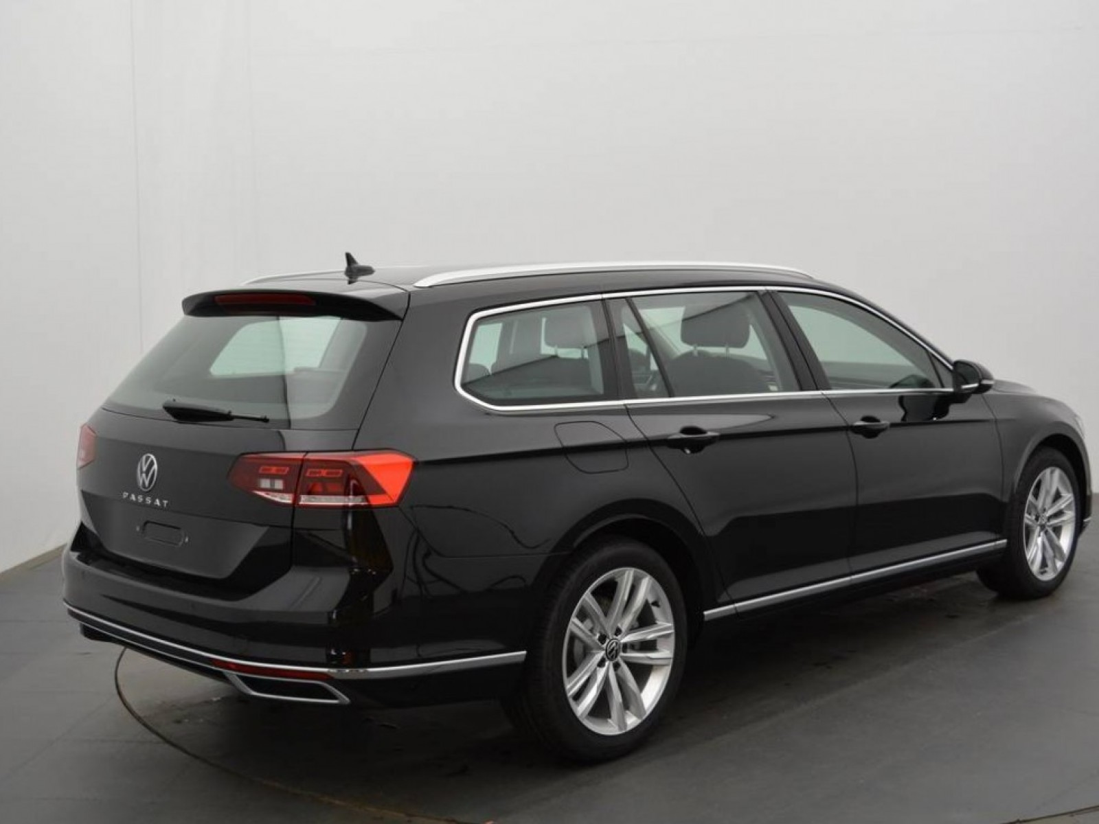 VOLKSWAGEN - PASSAT SW - #178895 - 3
