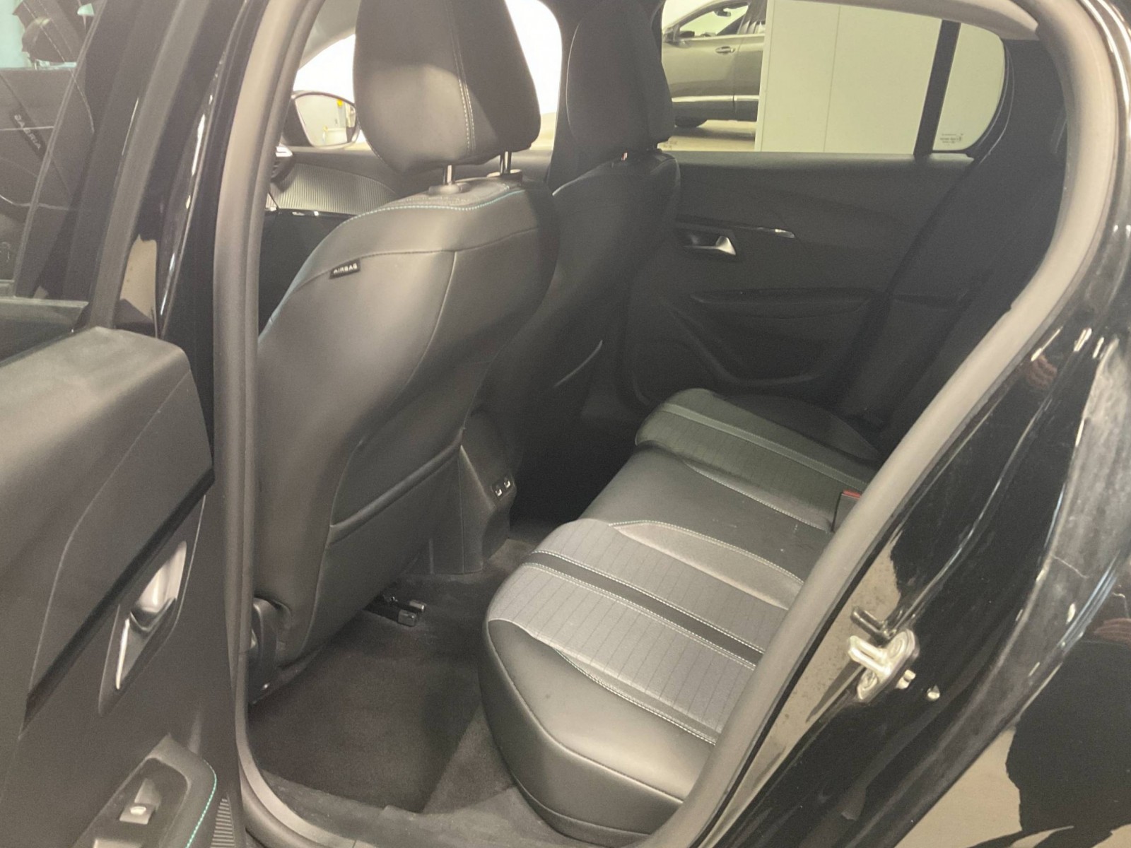 PEUGEOT - 208 - #184021 - 21