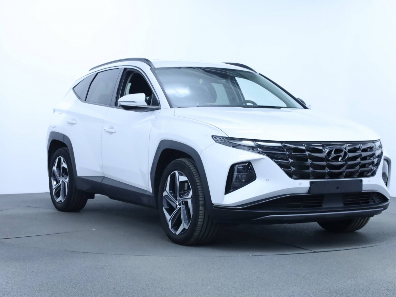 HYUNDAI - TUCSON - #184037 - 18