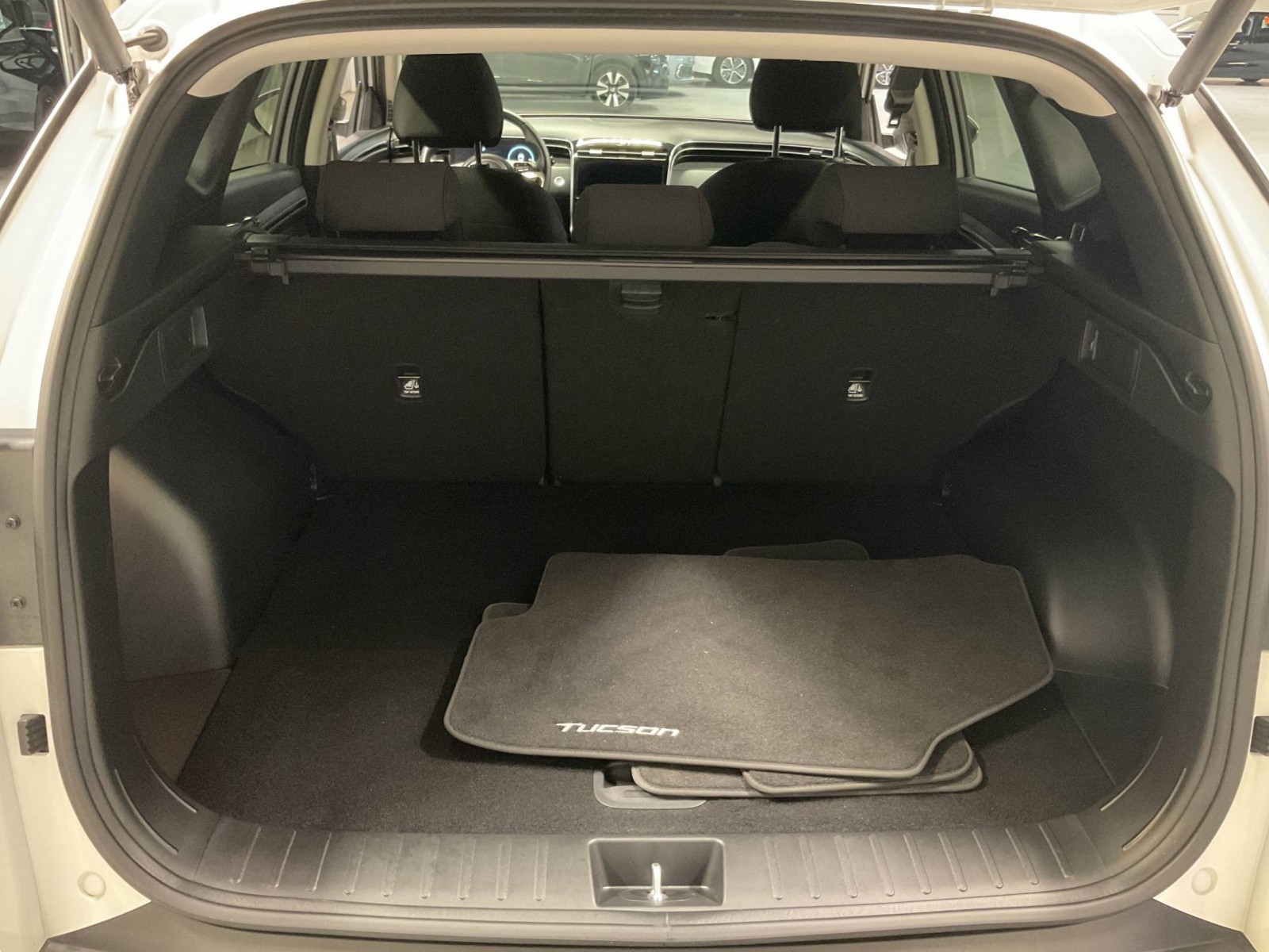 HYUNDAI - TUCSON - #184037 - 24