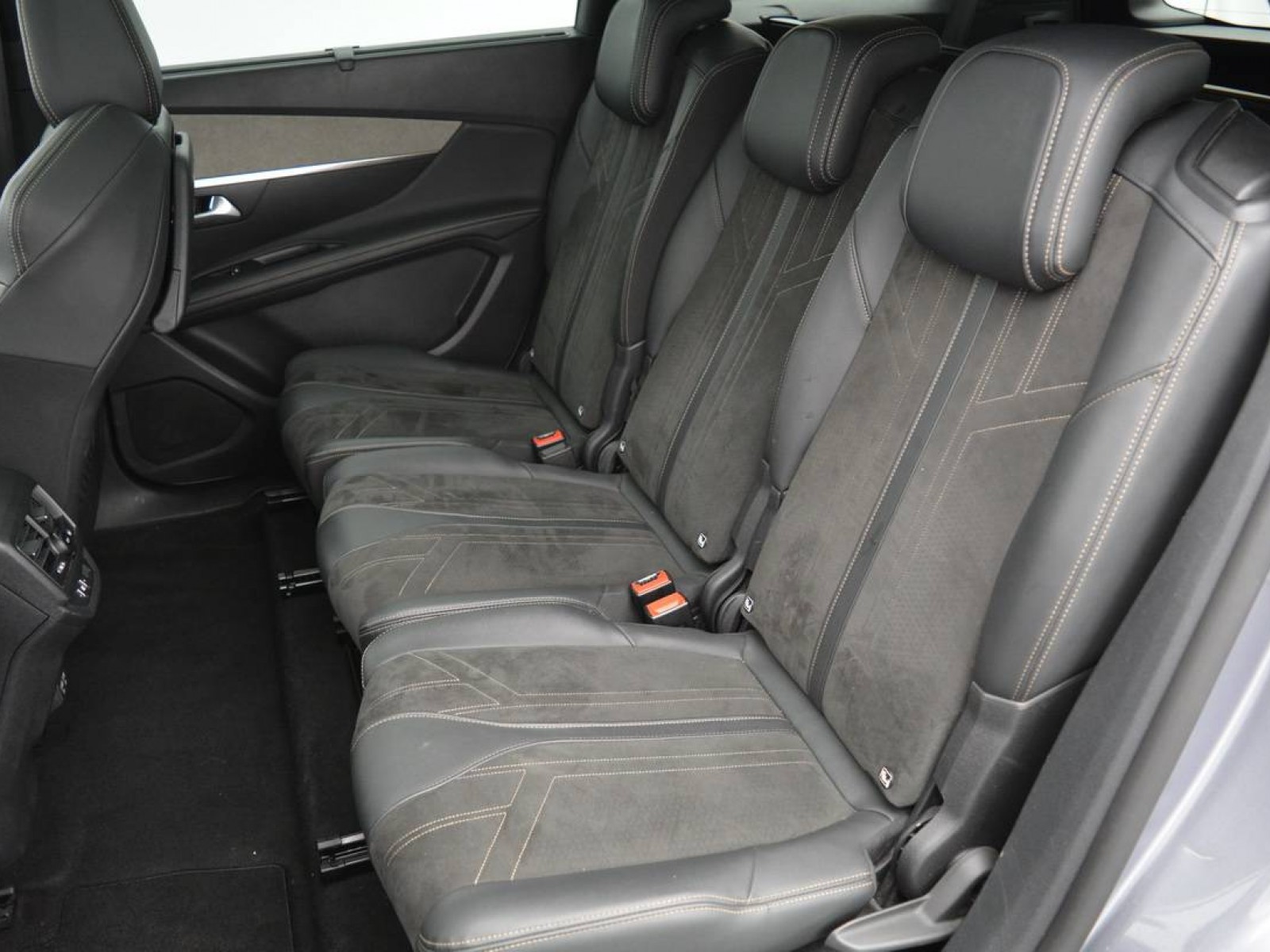 PEUGEOT - 5008 - #181673 - 8