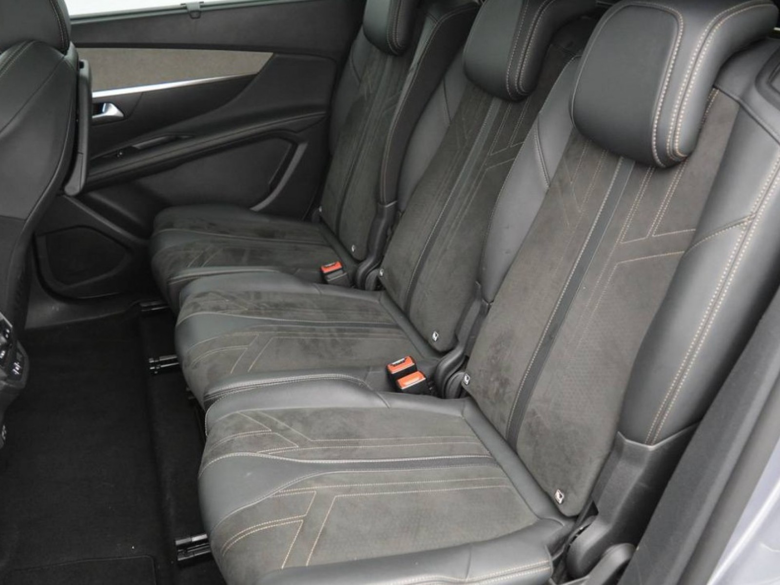 PEUGEOT - 5008 - #181672 - 8