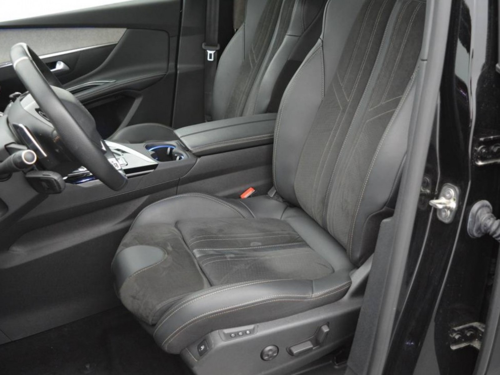 PEUGEOT - 5008 - #181679 - 7