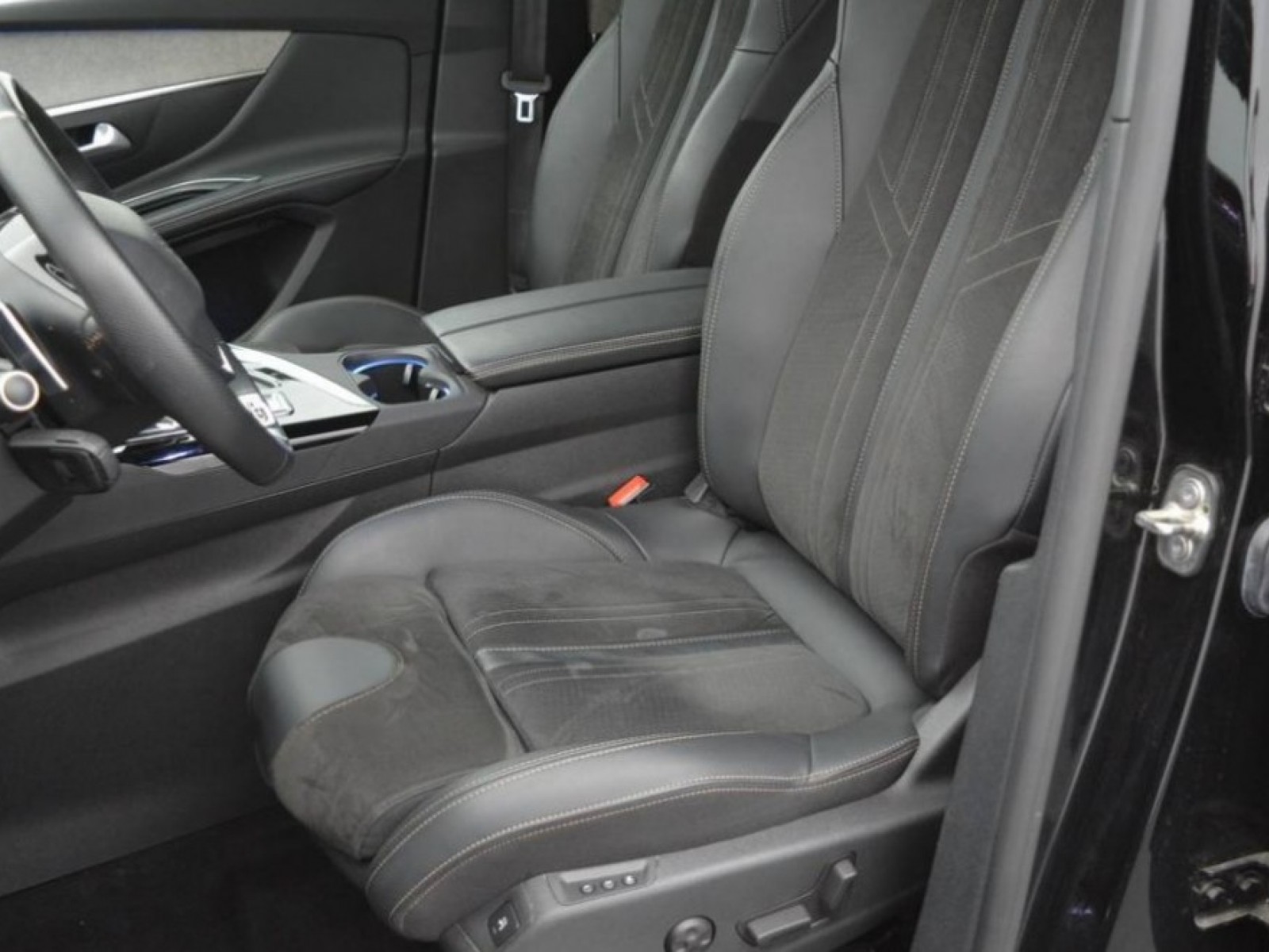 PEUGEOT - 5008 - #181678 - 25