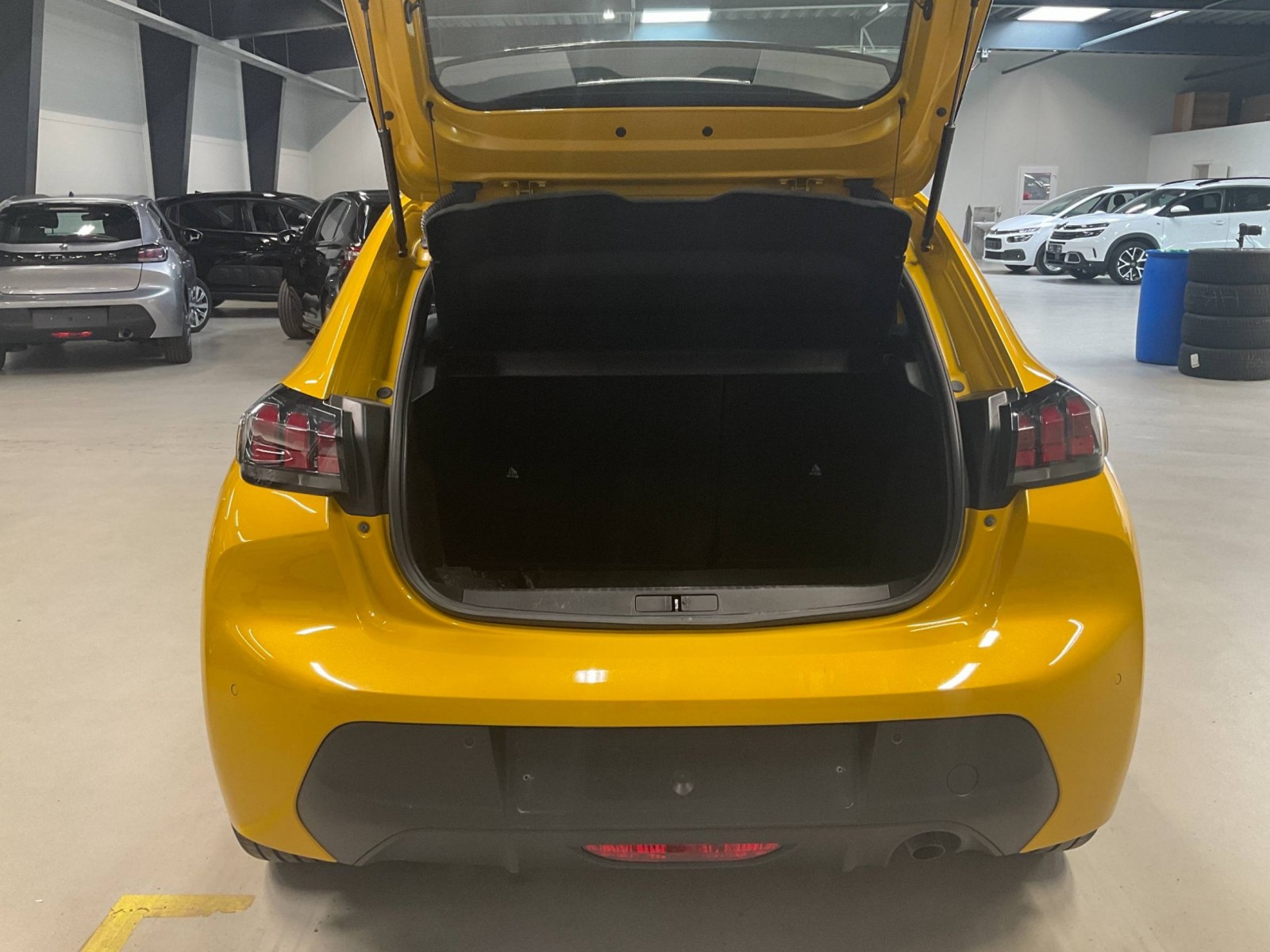 PEUGEOT - 208 - #184033 - 27