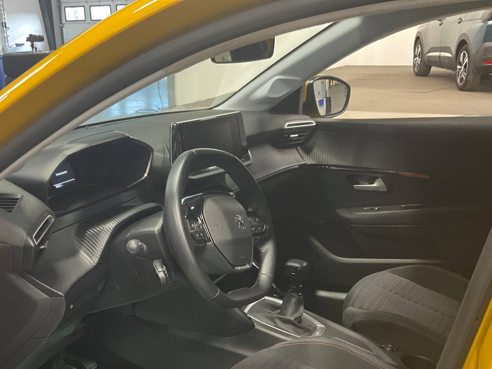 PEUGEOT - 208 - #184033 - 6