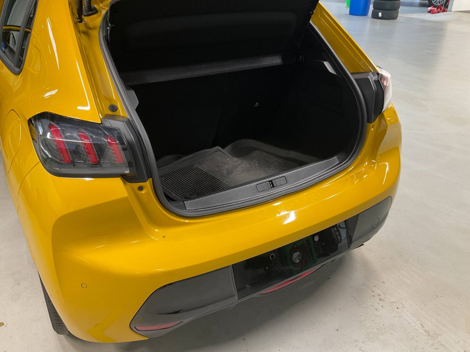 PEUGEOT - 208 - #184024 - 9