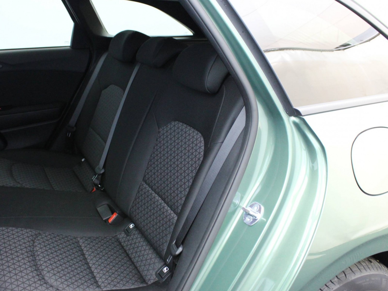 KIA - CEED SW - #181720 - 23