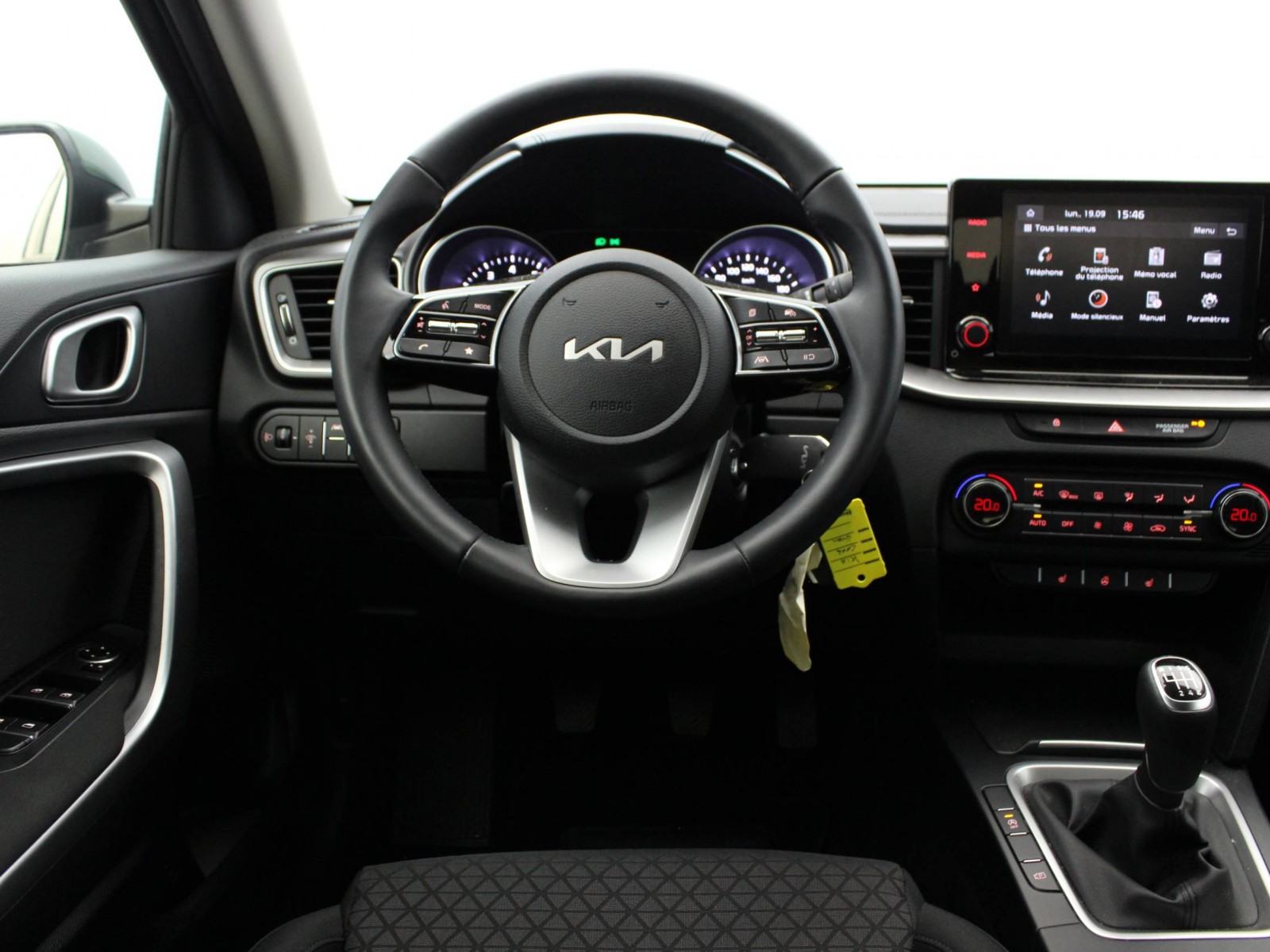 KIA - CEED SW - #181720 - 9