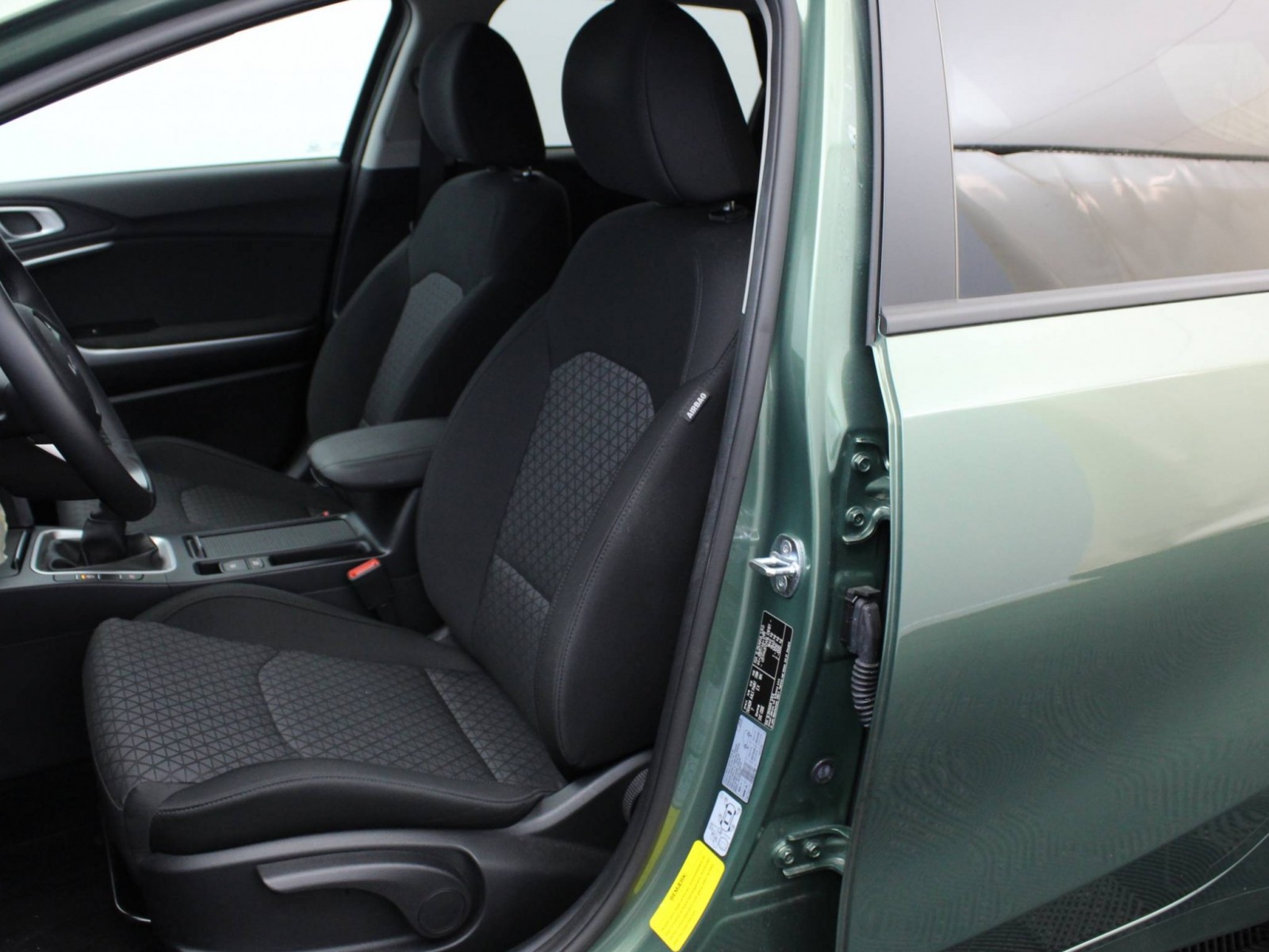 KIA - CEED SW - #181662 - 7