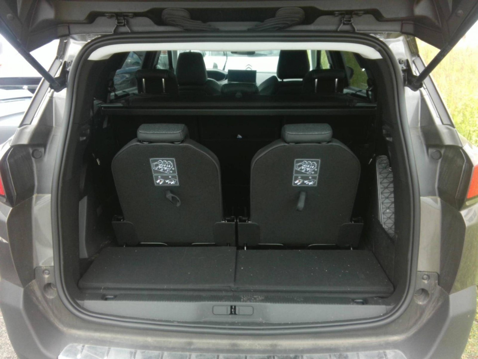 PEUGEOT - 5008 - #184104 - 3