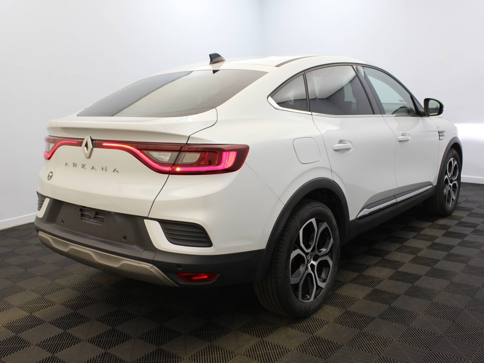 RENAULT - ARKANA - #183730 - 3