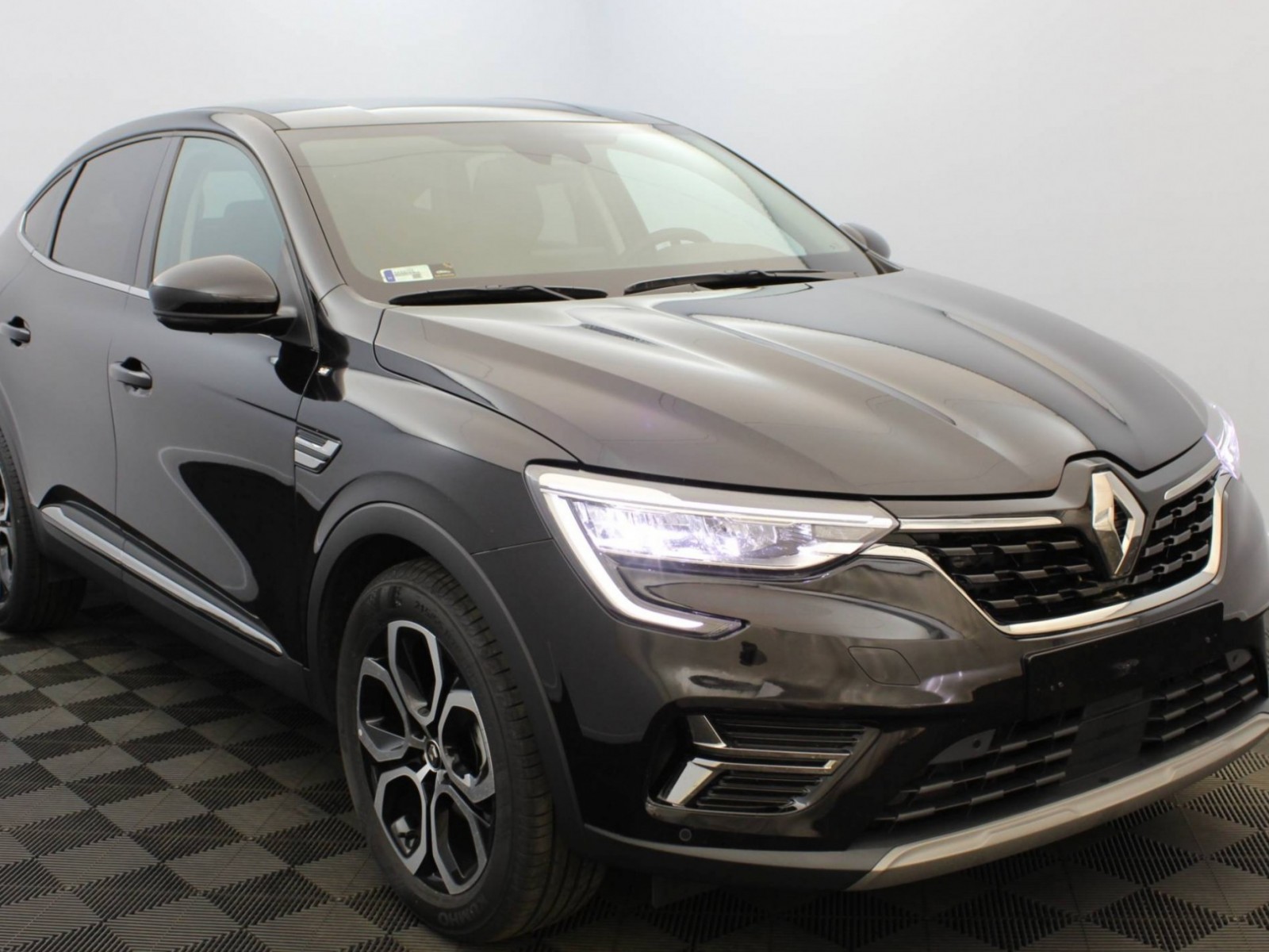 RENAULT - ARKANA - #183893 - 16