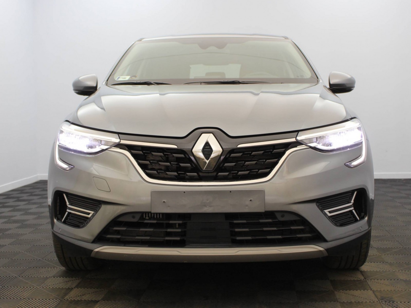 RENAULT - ARKANA - #183892 - 19