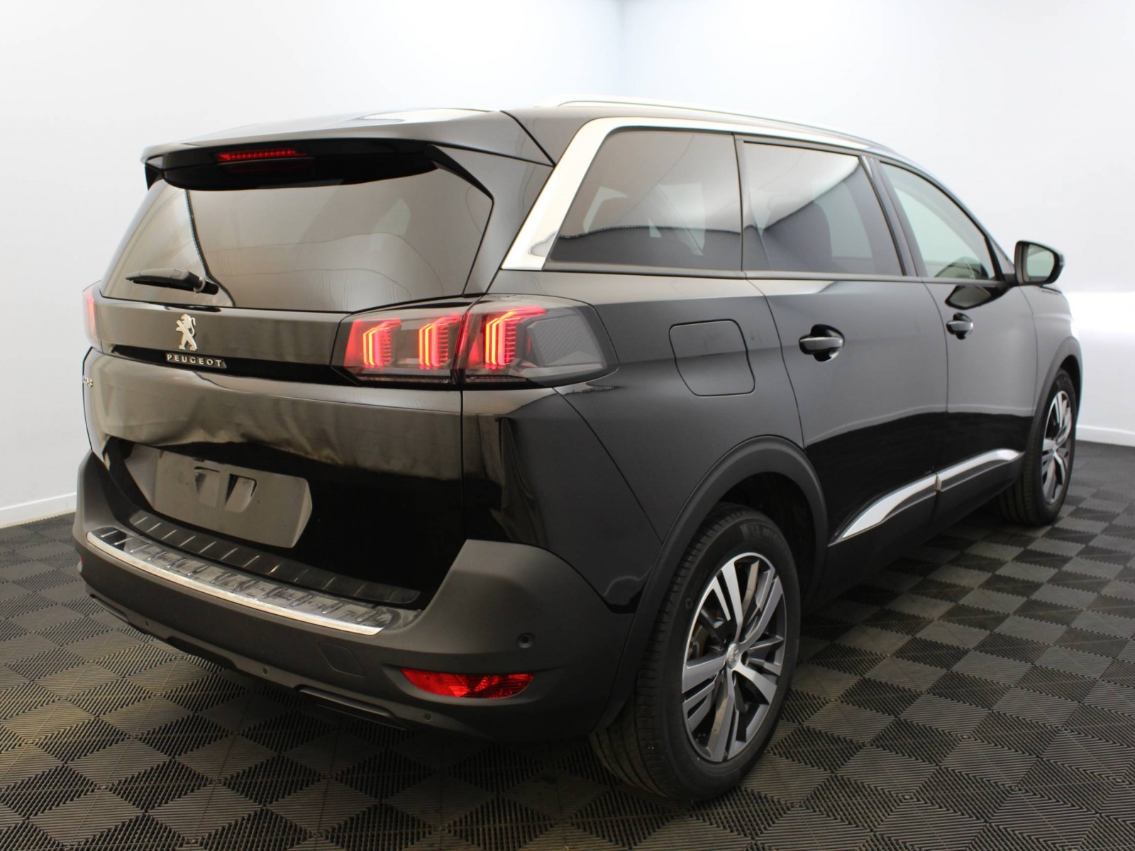 PEUGEOT - 5008 - #183358 - 3