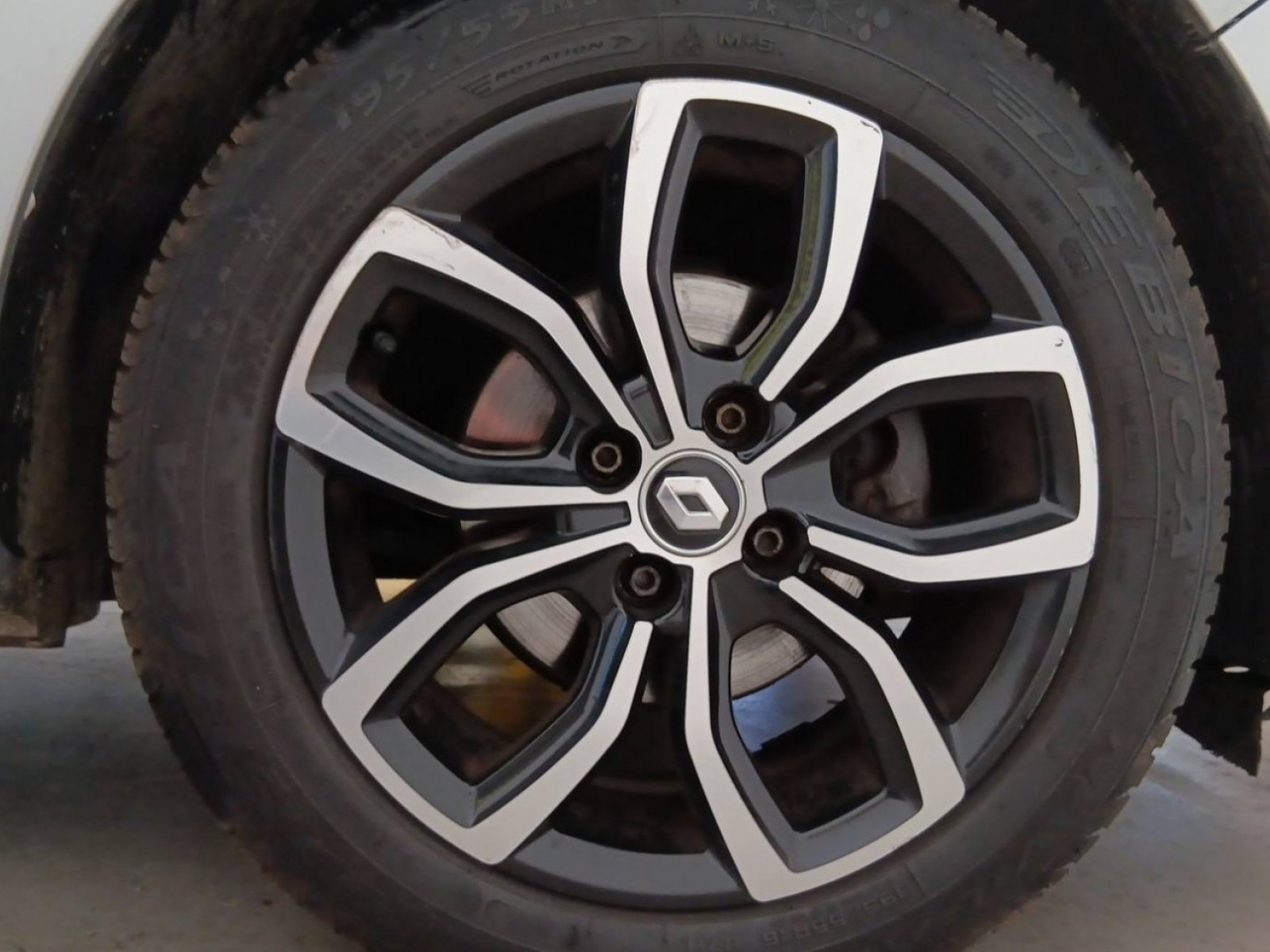 RENAULT - CLIO IV - #198374 - 18