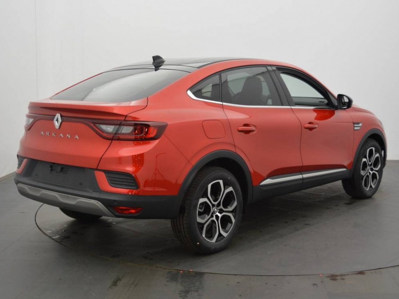 RENAULT - ARKANA - #183885 - 18