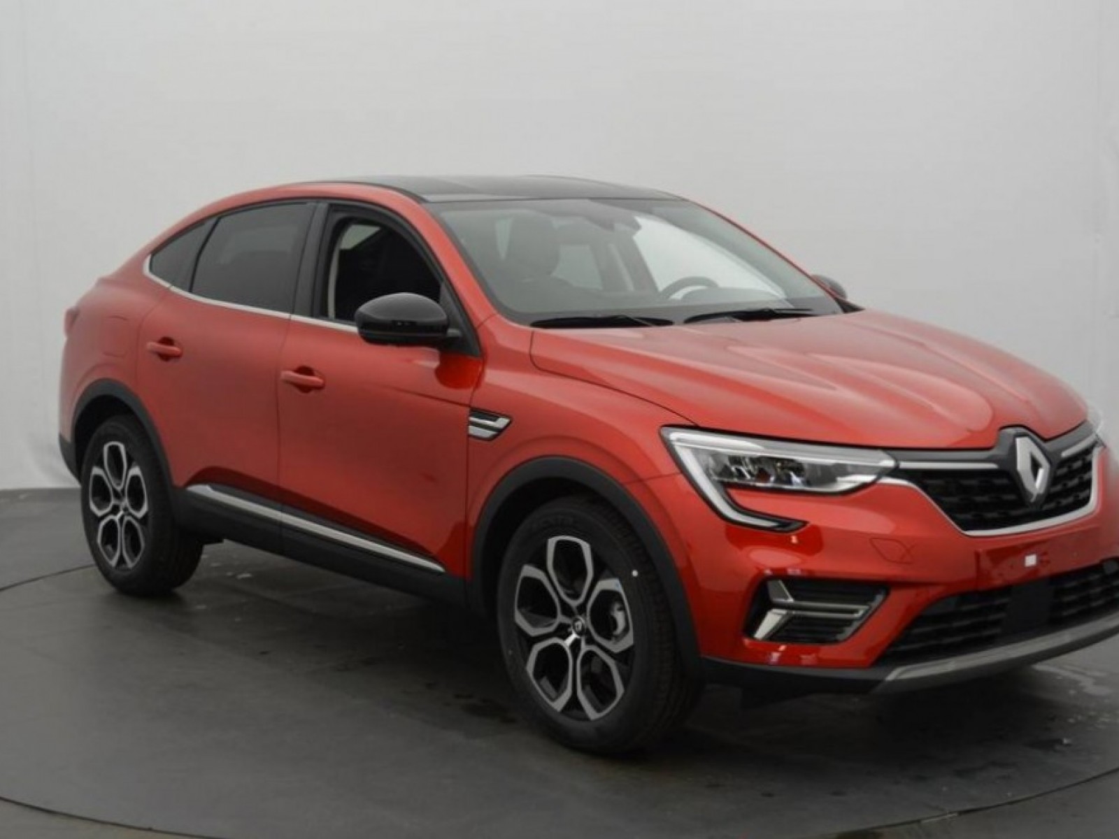RENAULT - ARKANA - #183838 - 16