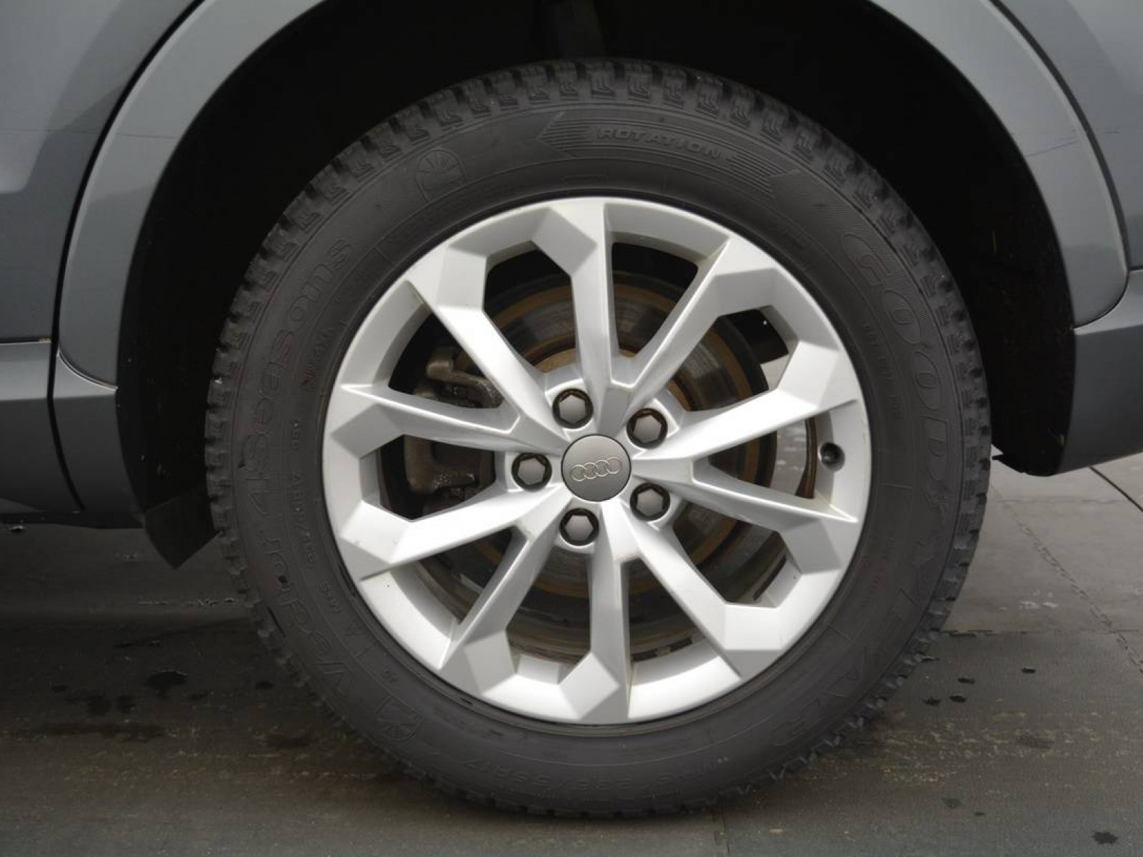 AUDI - Q3 - #183042 - 6