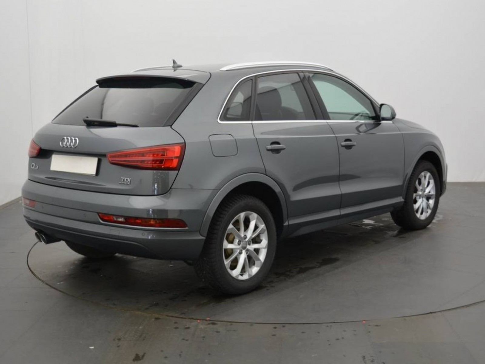 AUDI - Q3 - #183042 - 18