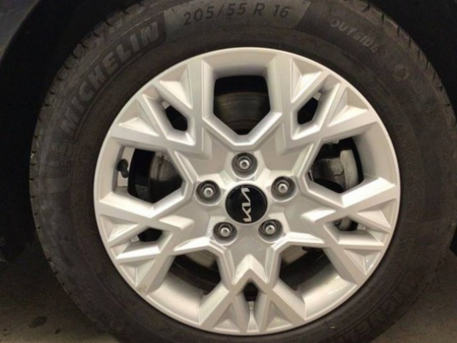 KIA - CEED SW - #181655 - 24