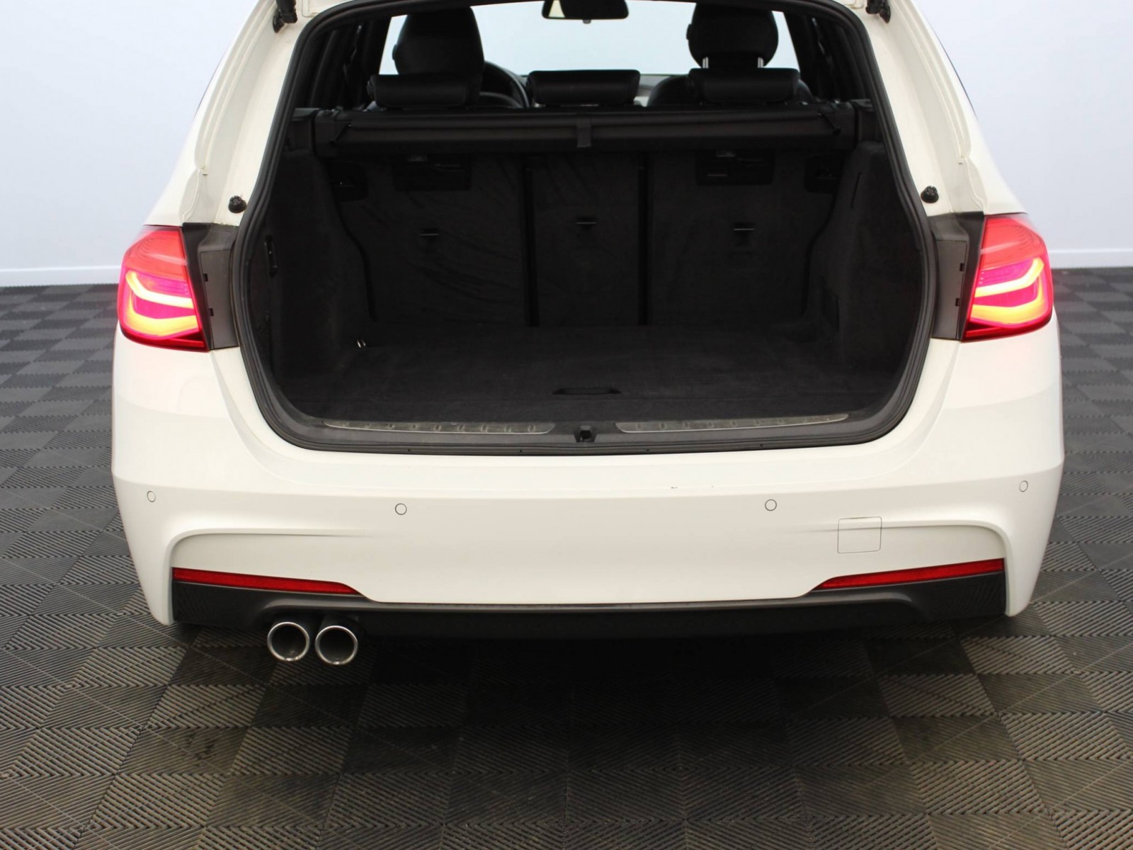 BMW - SERIE 3 TOURING F31 LCI2 - #183612 - 28