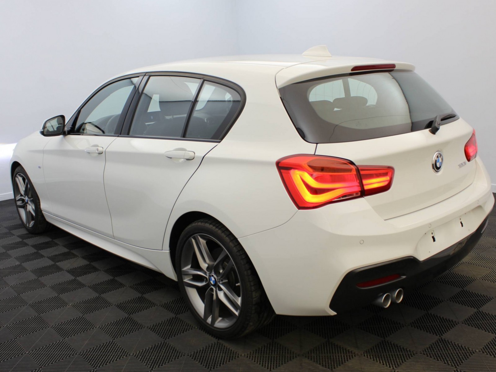 BMW - SERIE 1 F20 LCI2 - #183606 - 17