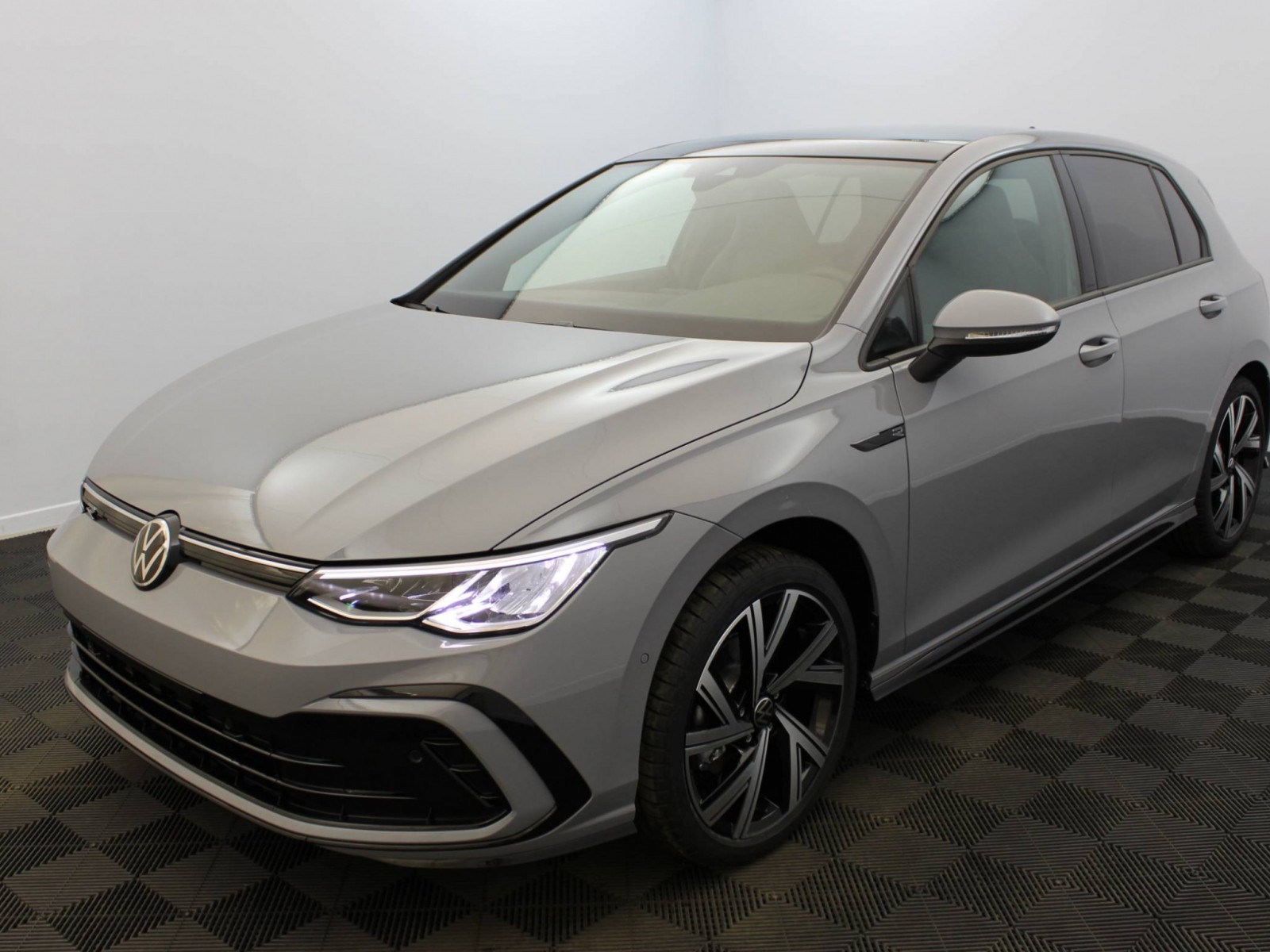 VOLKSWAGEN - GOLF - #183956 - 16