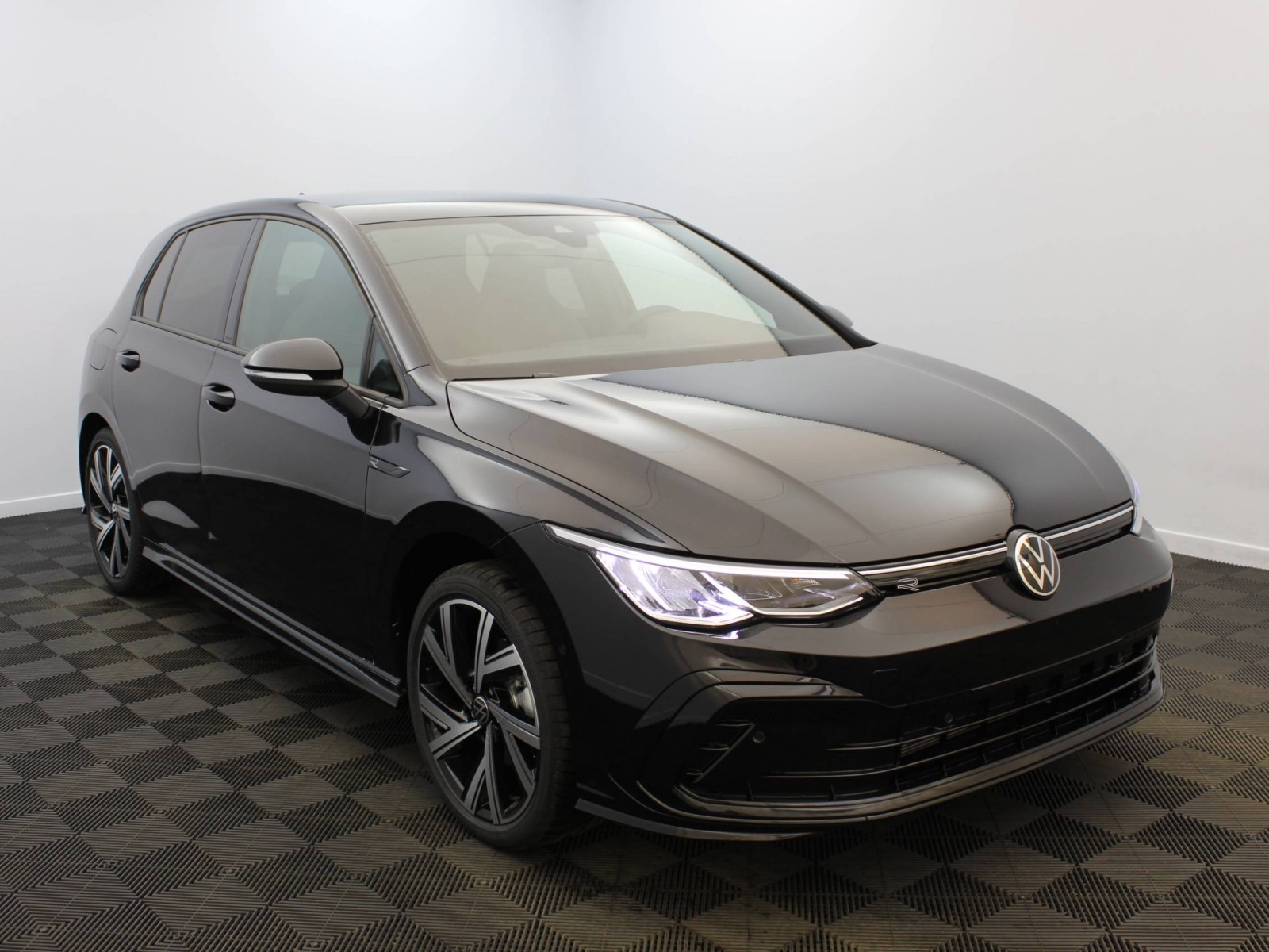 VOLKSWAGEN - GOLF - #183927 - 1