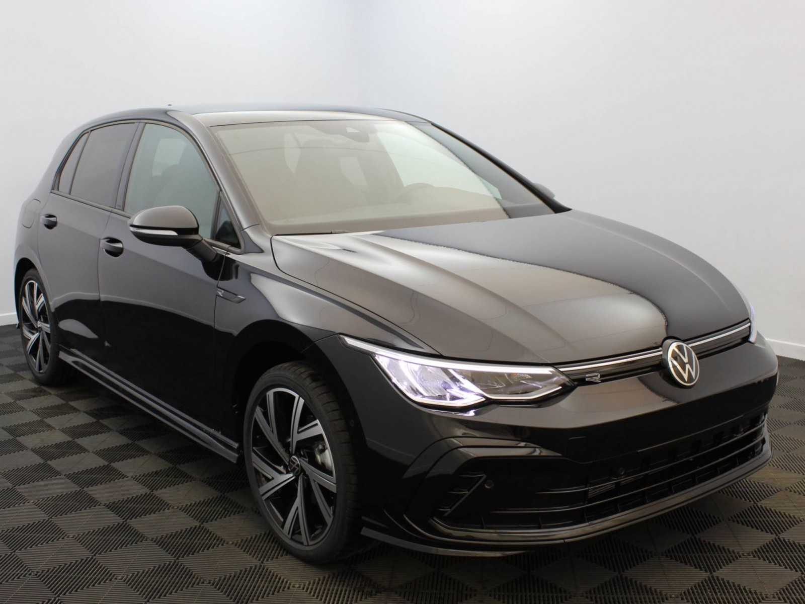 VOLKSWAGEN - GOLF - #183927 - 16