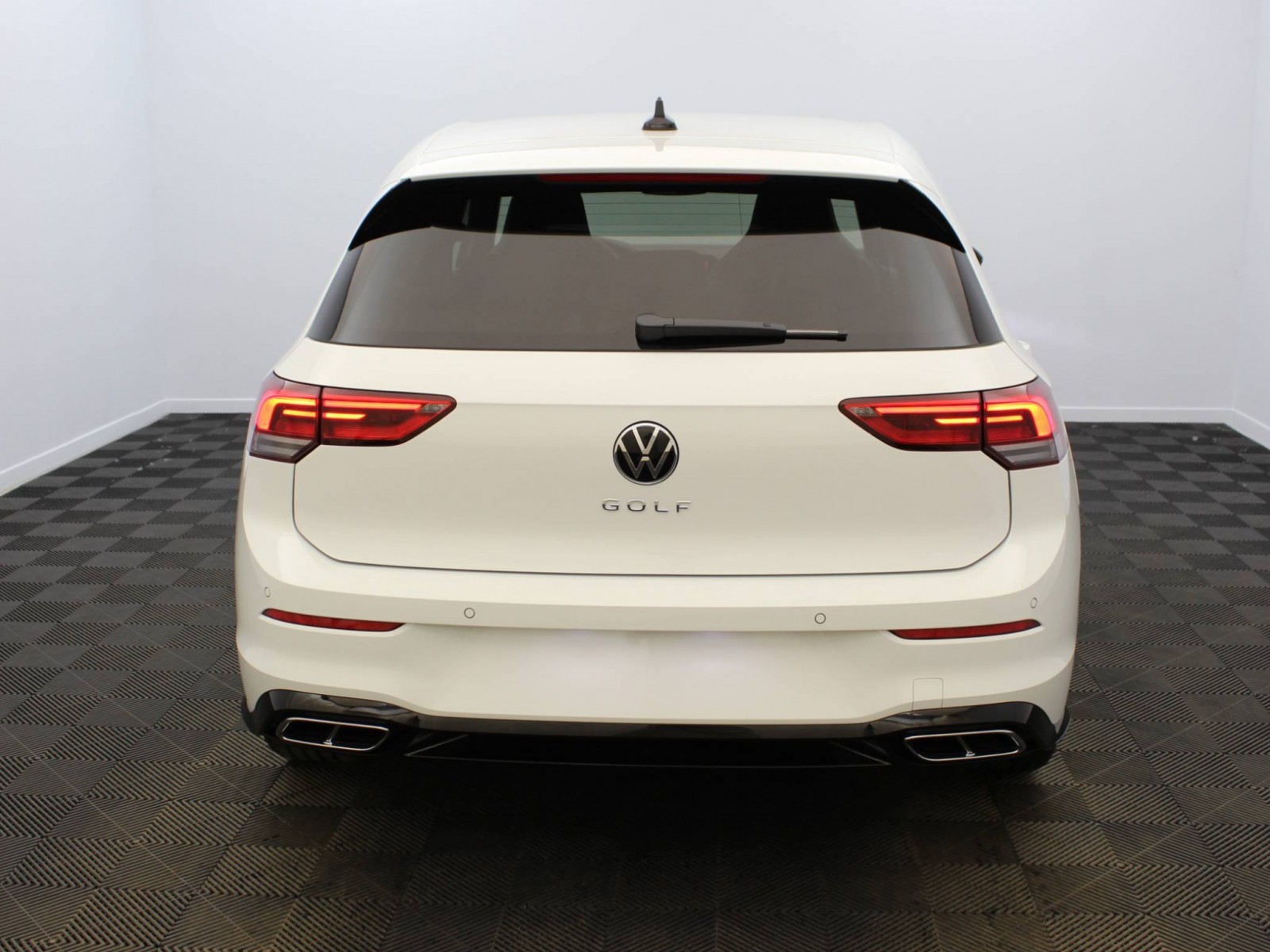 VOLKSWAGEN - GOLF - #183923 - 20
