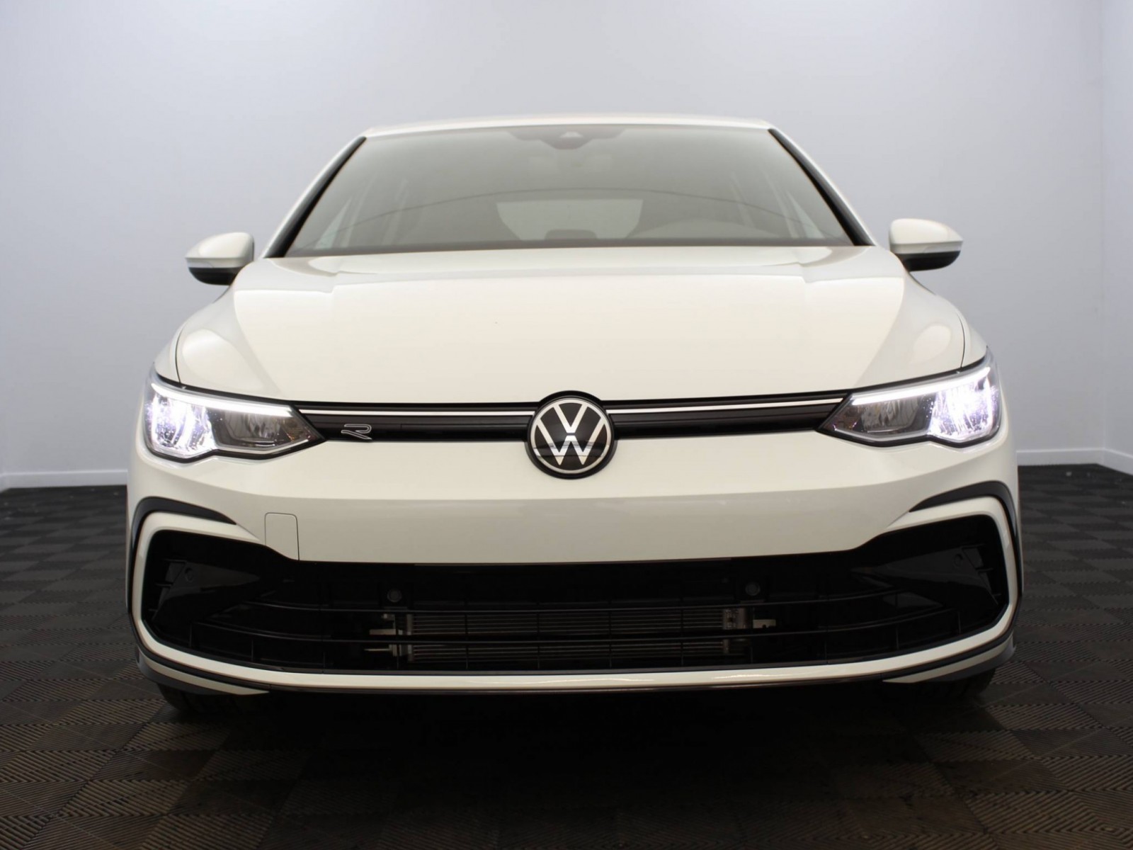 VOLKSWAGEN - GOLF - #183923 - 19