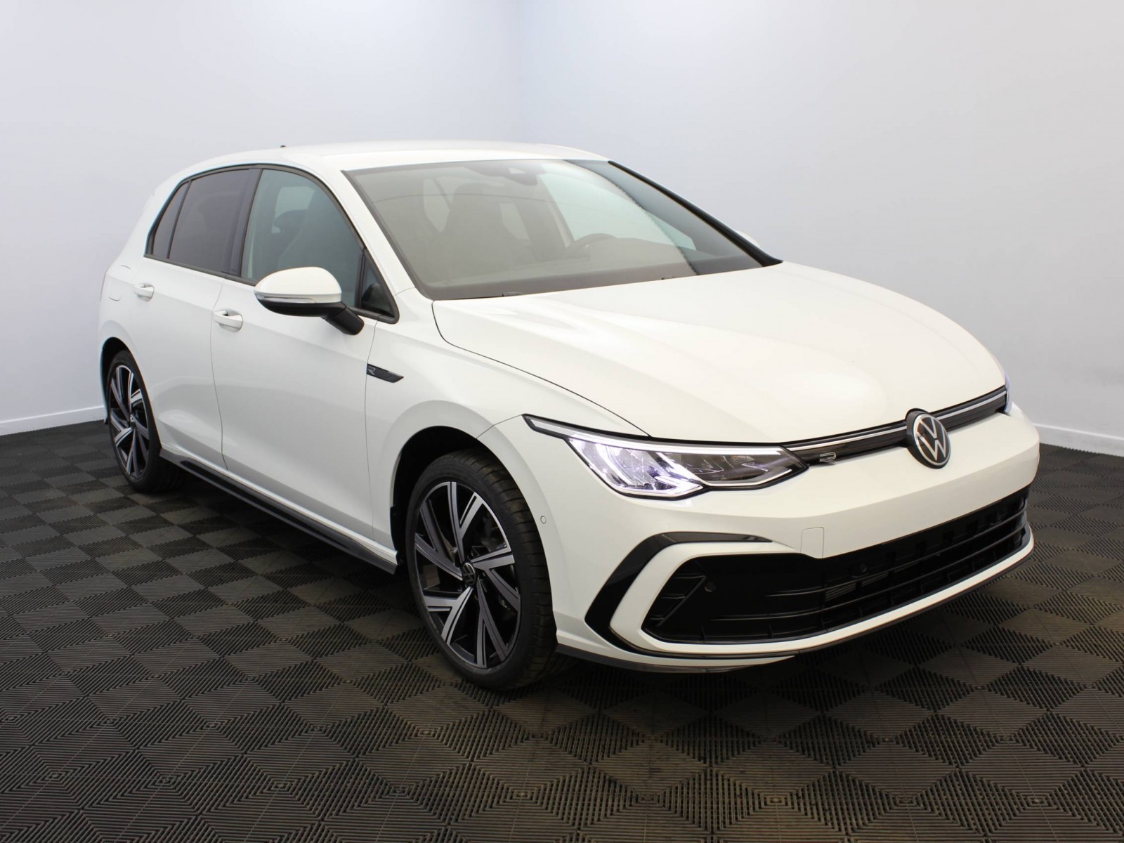 VOLKSWAGEN - GOLF - #183924 - 1