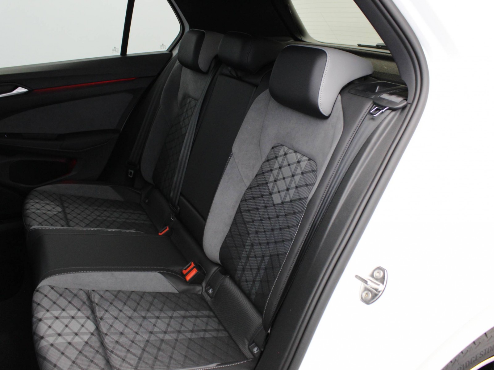 VOLKSWAGEN - GOLF - #183924 - 8
