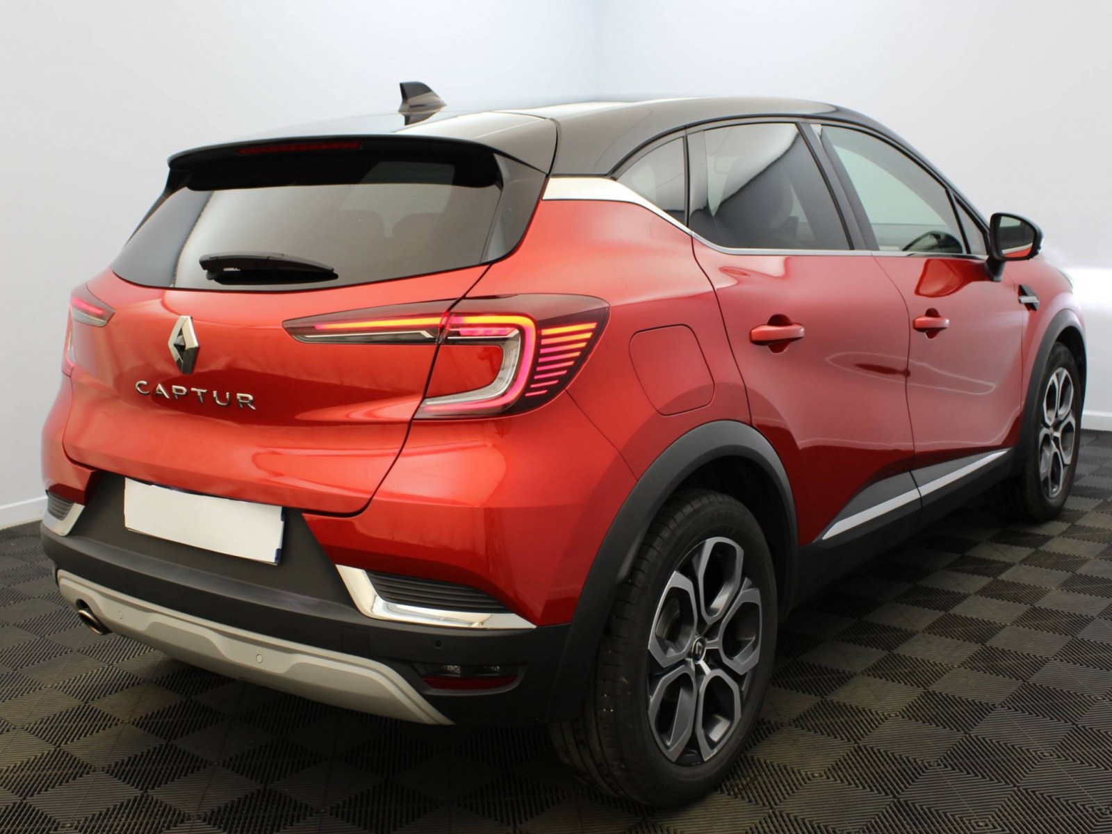 RENAULT - CAPTUR - #183304 - 18